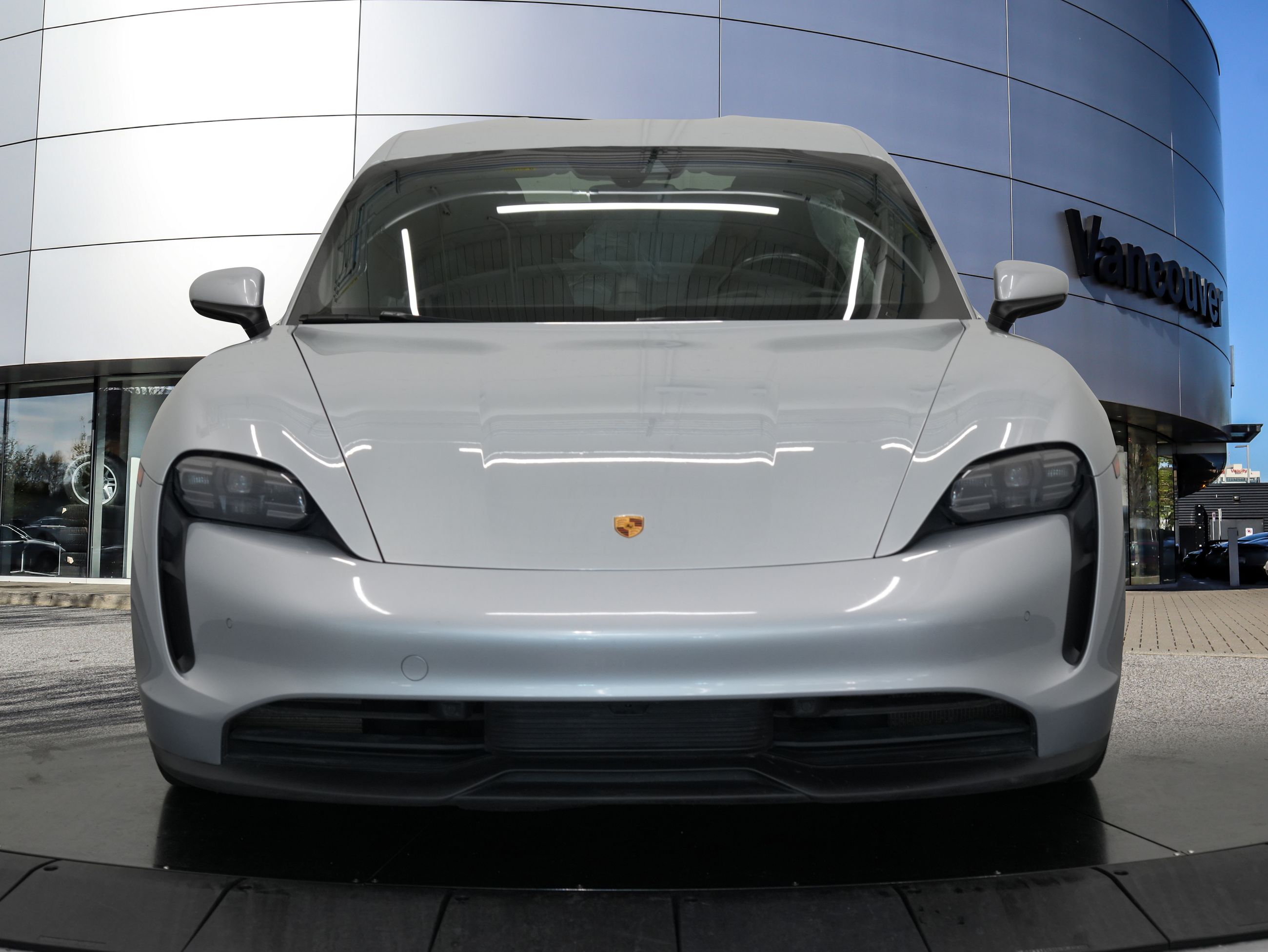 Porsche Taycan  2021 à Vancouver, Colombie-Britannique