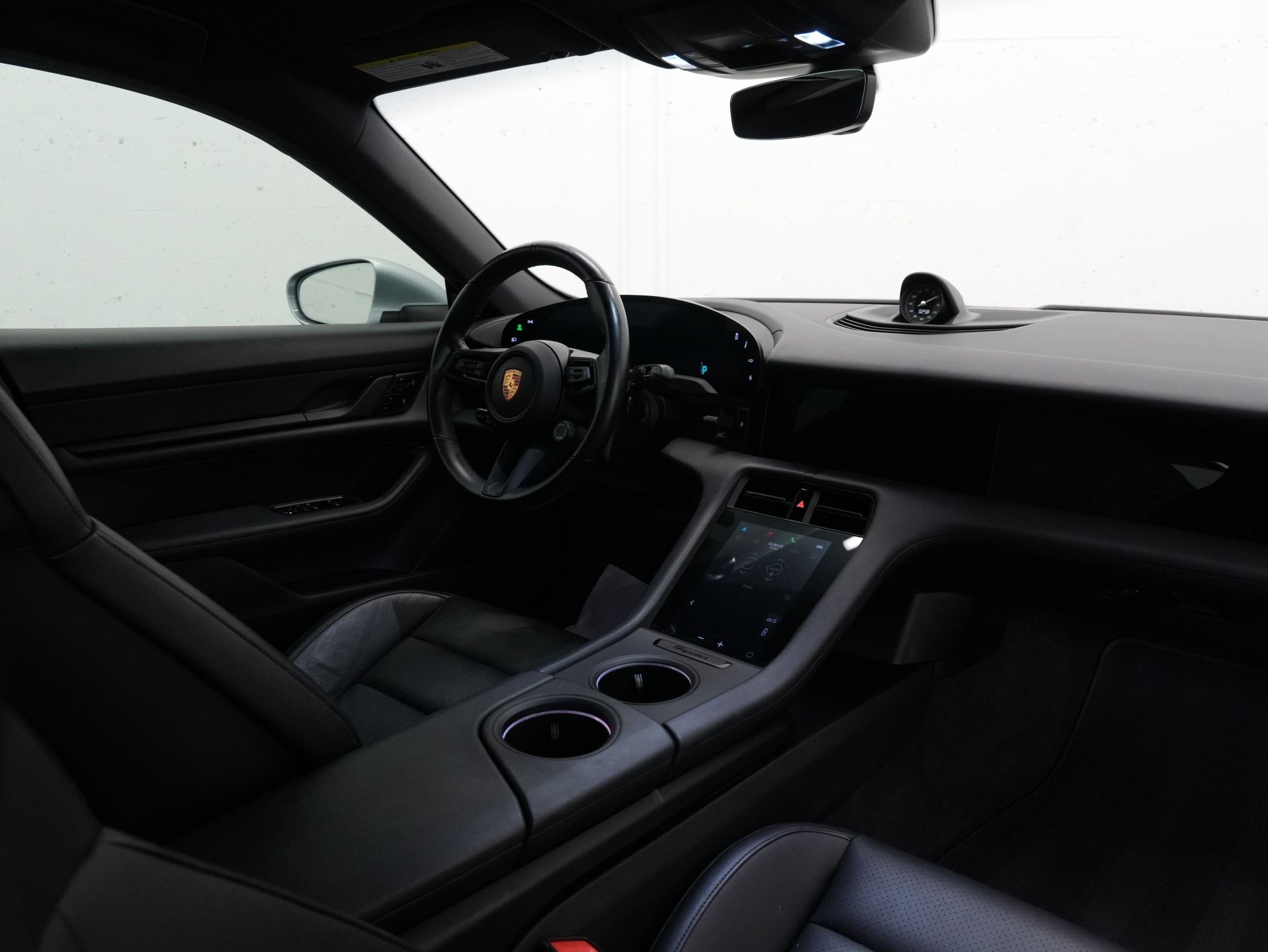 Porsche Taycan  2021 à Vancouver, Colombie-Britannique