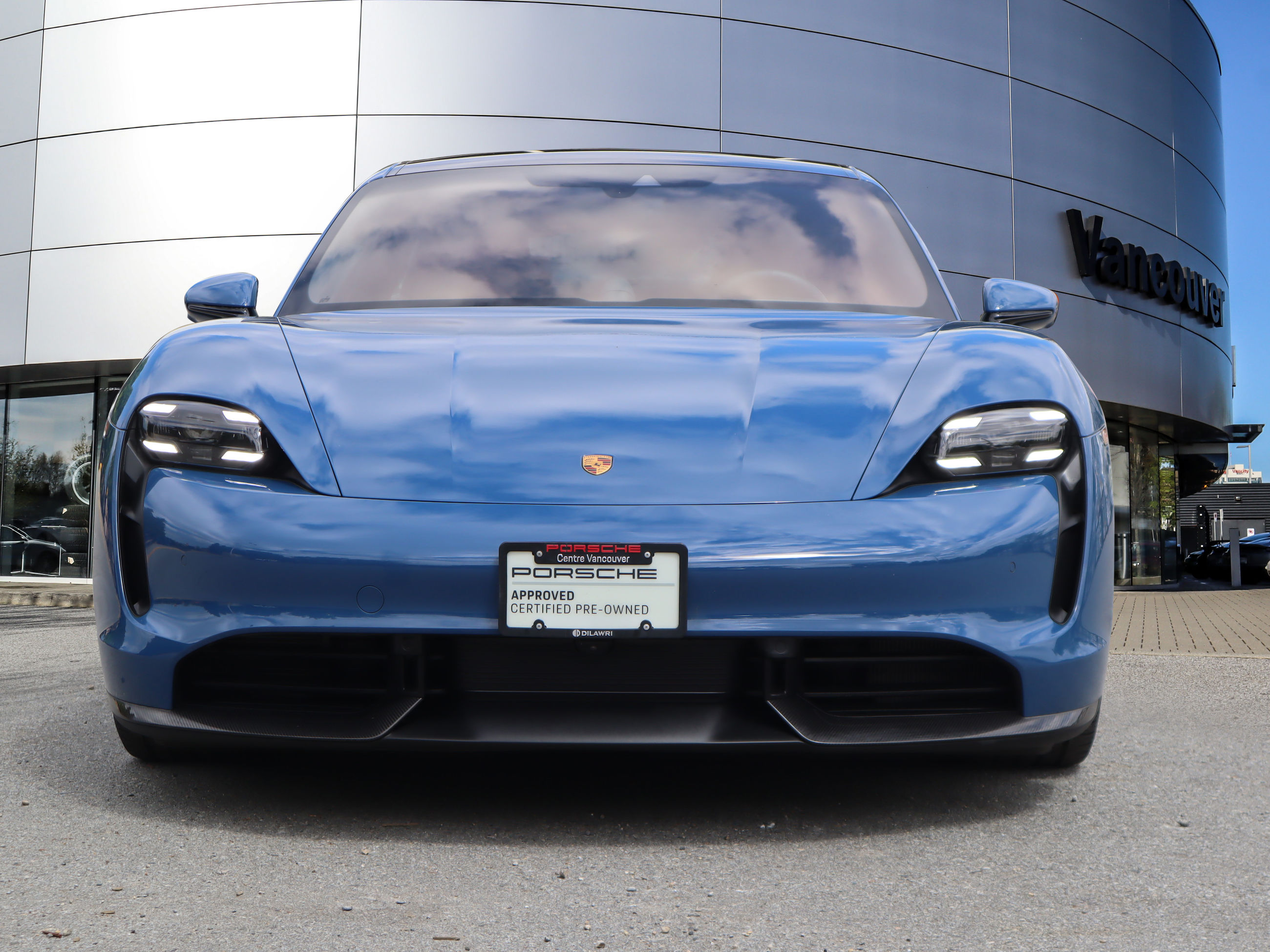 Porsche Taycan  2022 à Vancouver, Colombie-Britannique