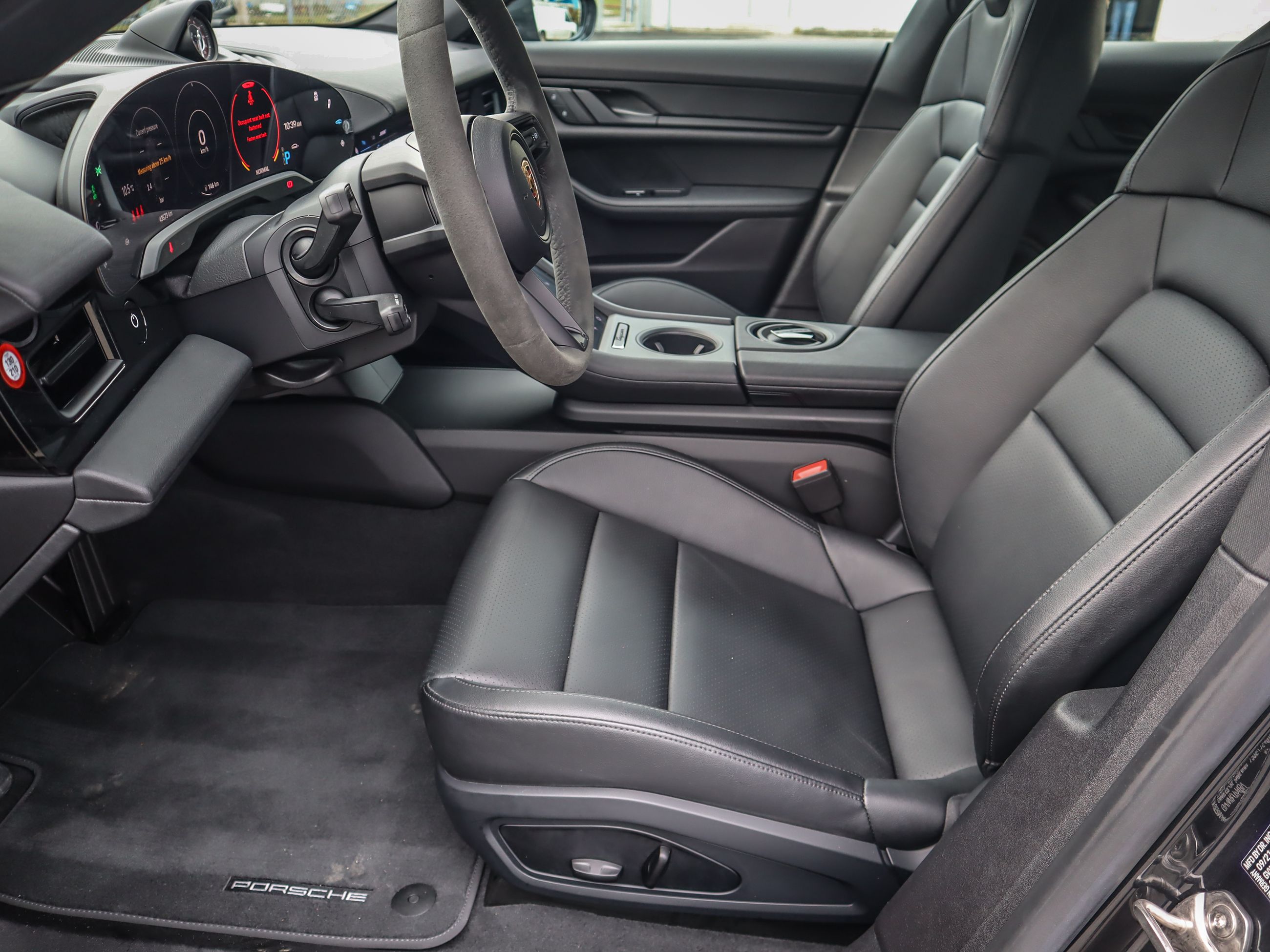 Porsche Taycan  2022 à Vancouver, Colombie-Britannique