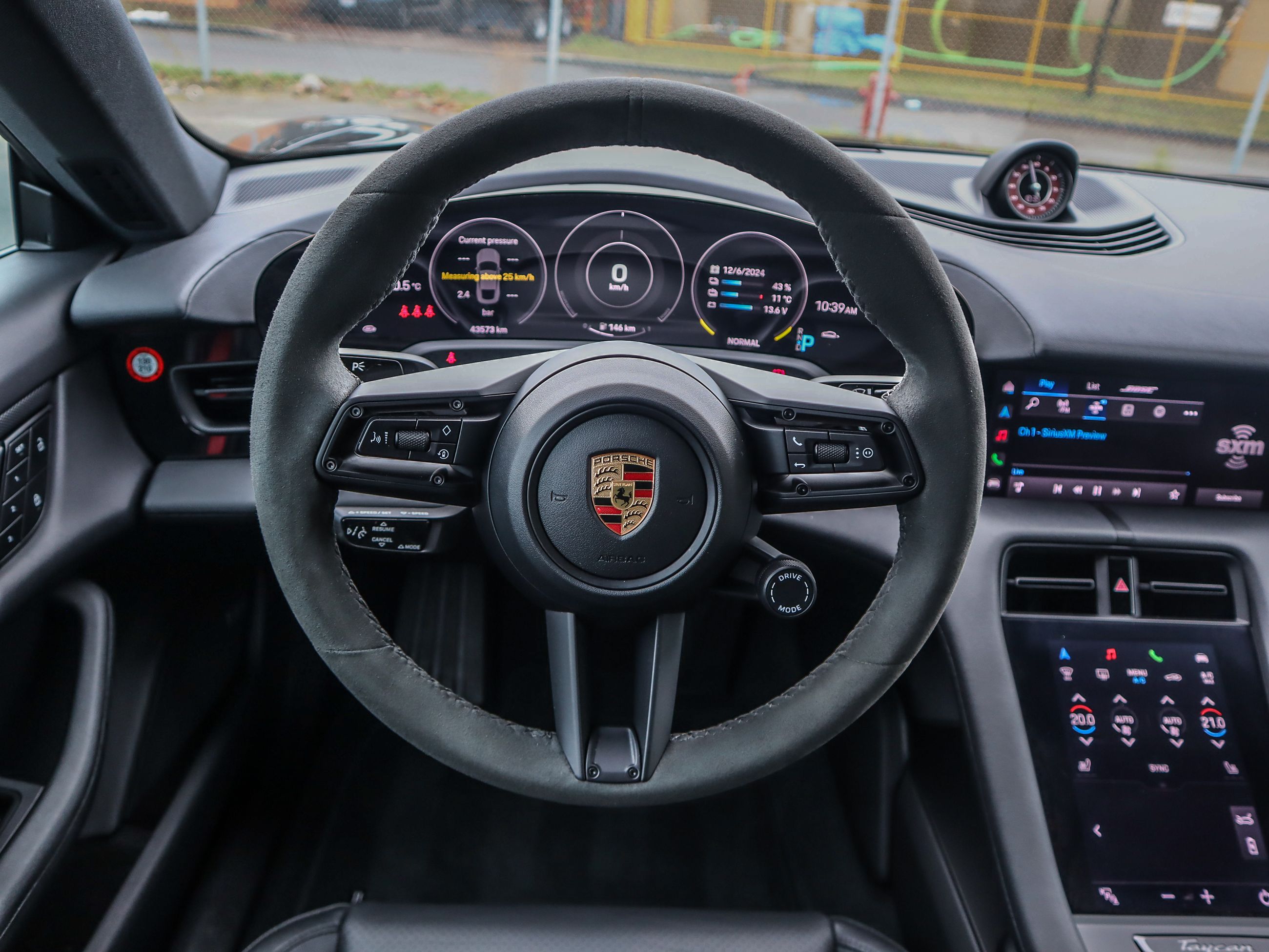 Porsche Taycan  2022 à Vancouver, Colombie-Britannique