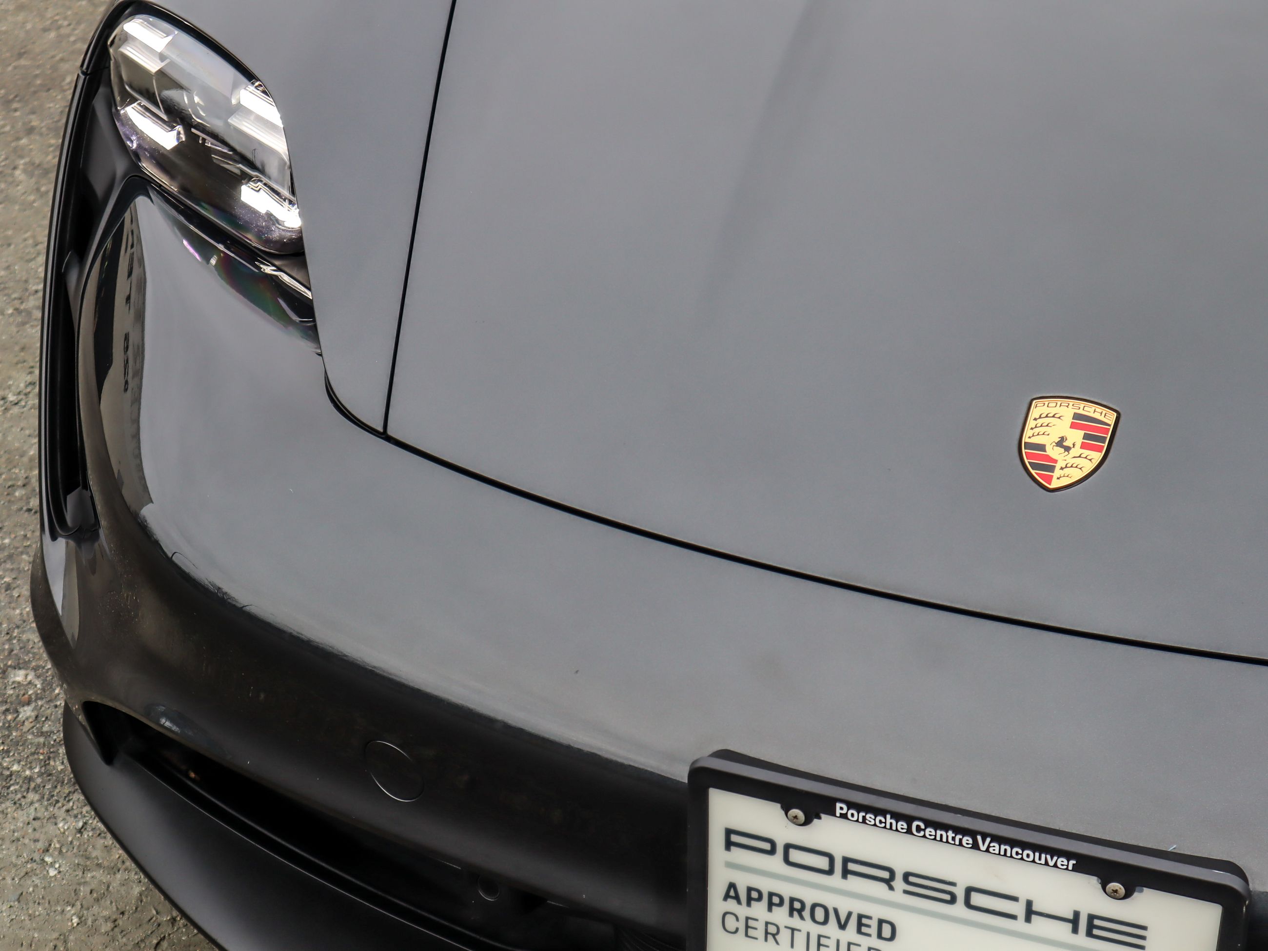 Porsche Taycan  2022 à Vancouver, Colombie-Britannique