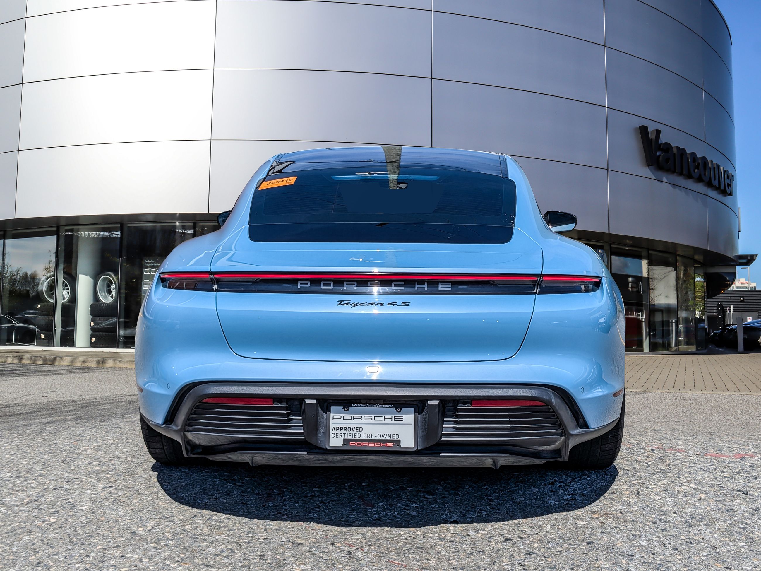 Porsche Taycan  2022 à Vancouver, Colombie-Britannique