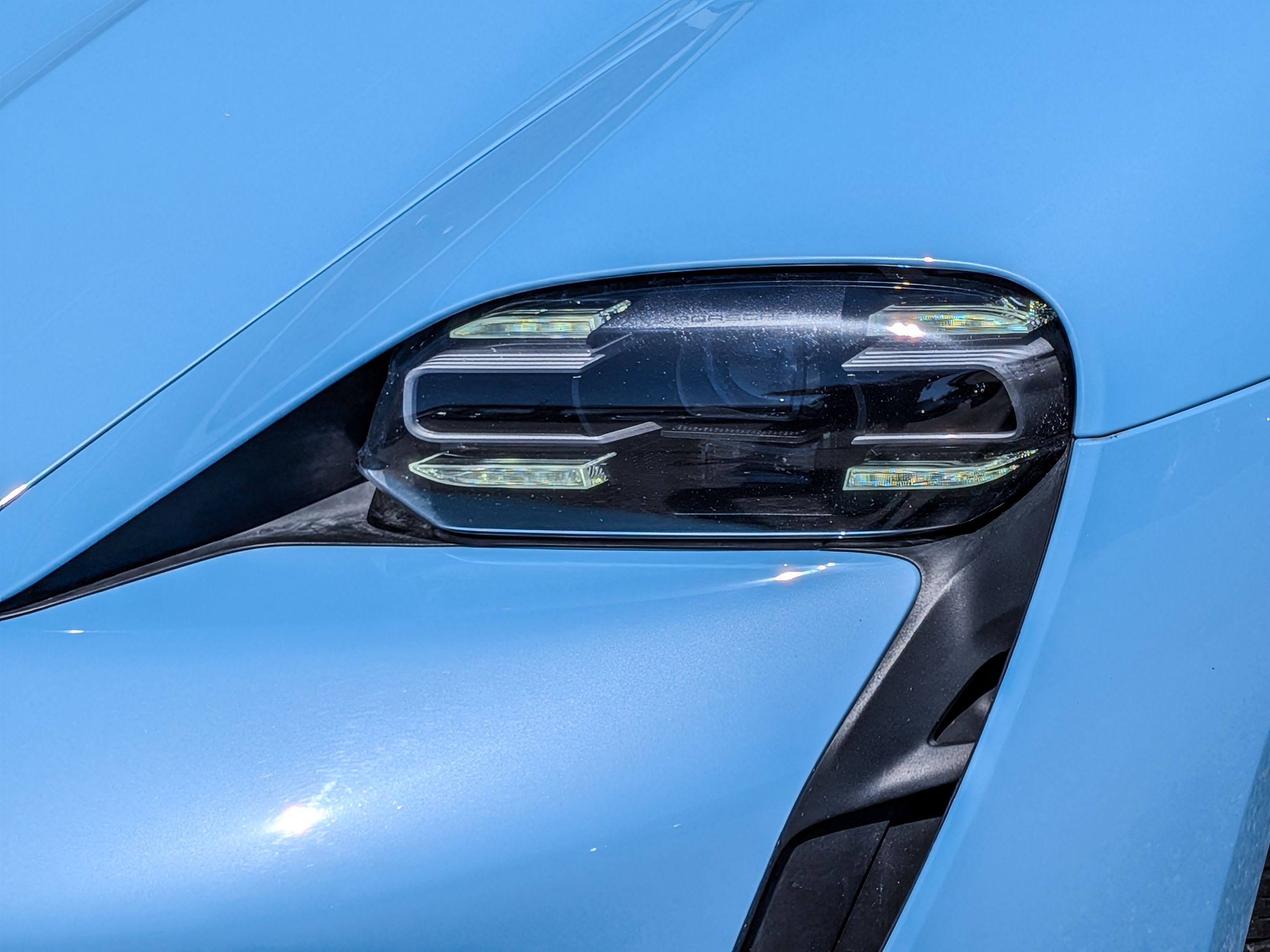 Porsche Taycan  2022 à Vancouver, Colombie-Britannique
