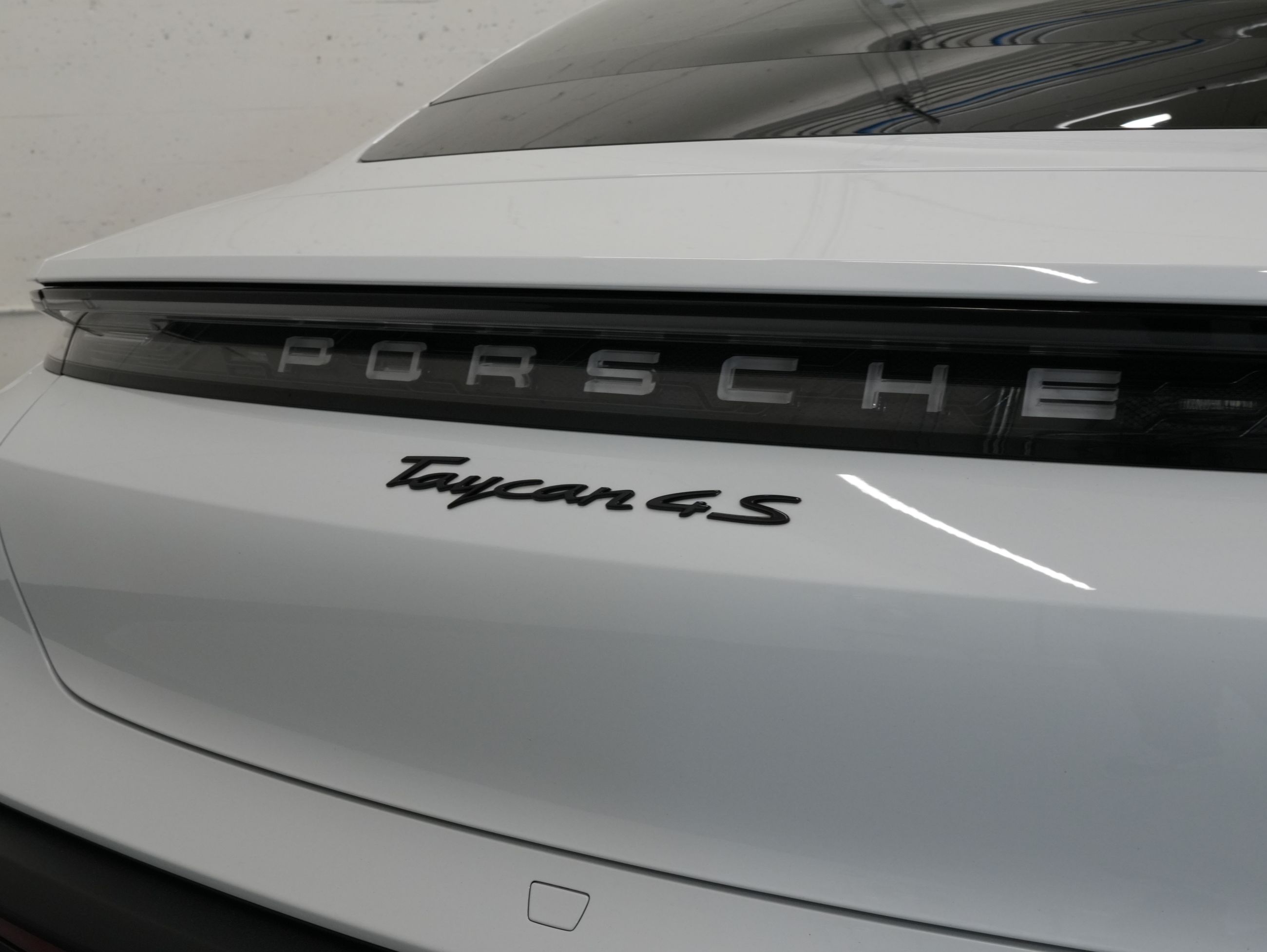 Porsche Taycan  2022 à Vancouver, Colombie-Britannique