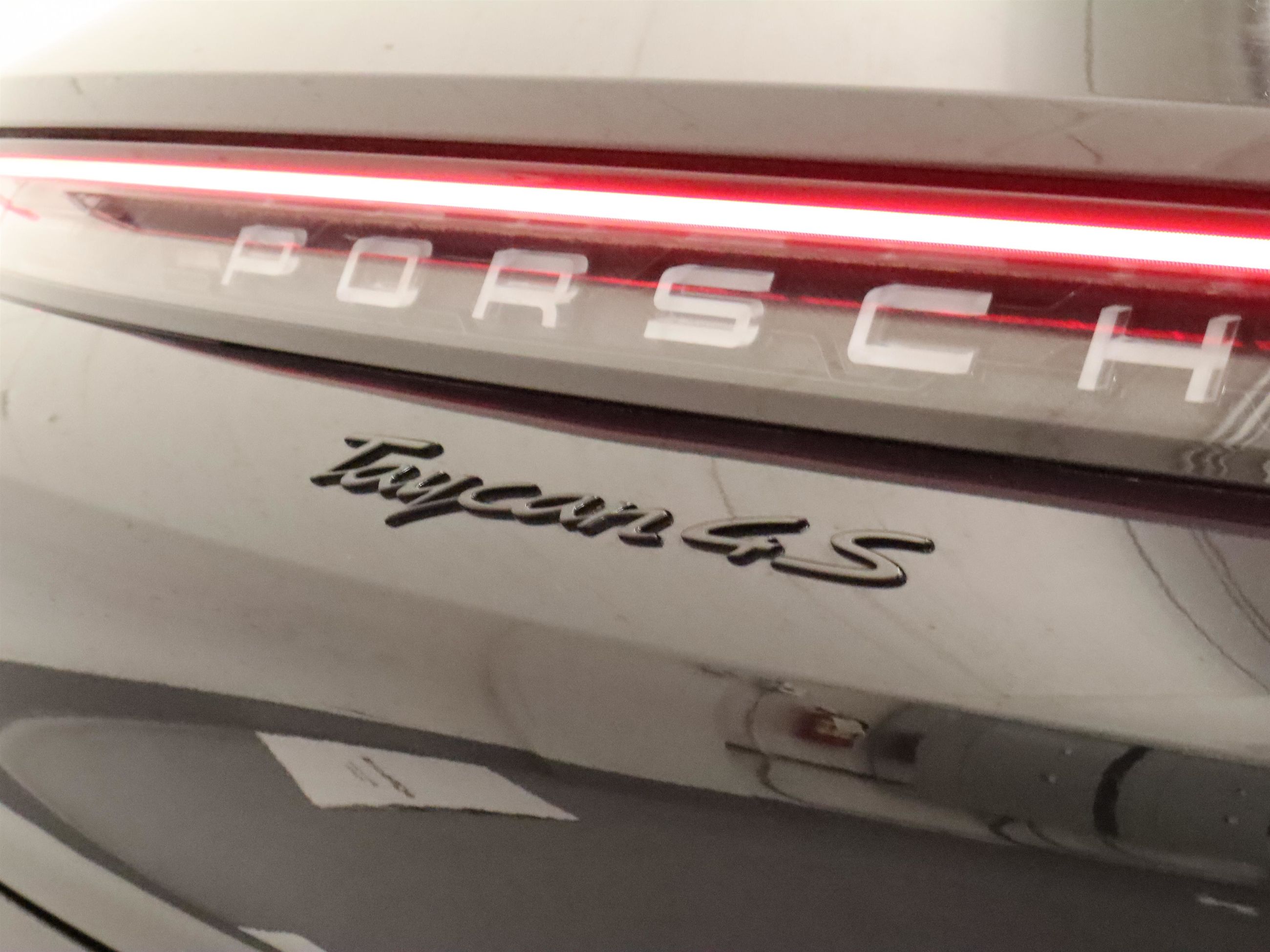 Porsche Taycan  2022 à Vancouver, Colombie-Britannique