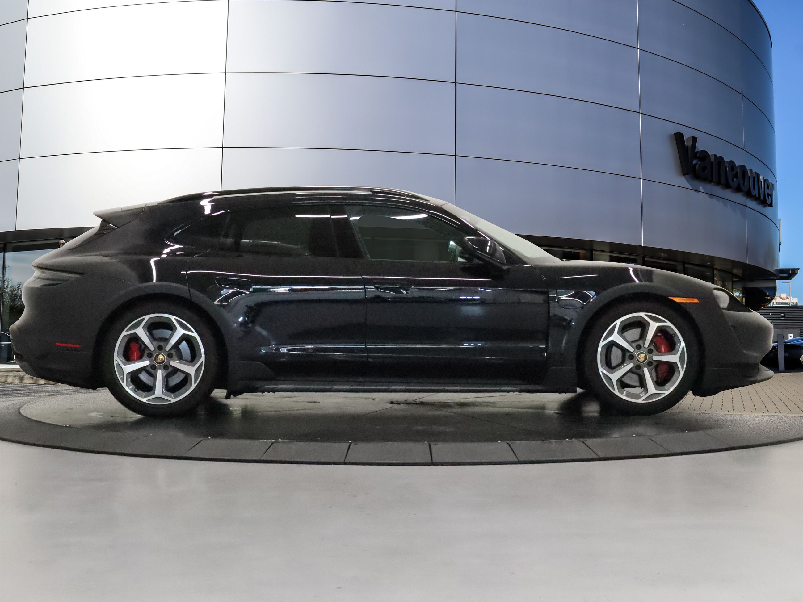 Porsche Taycan  2022 à Vancouver, Colombie-Britannique