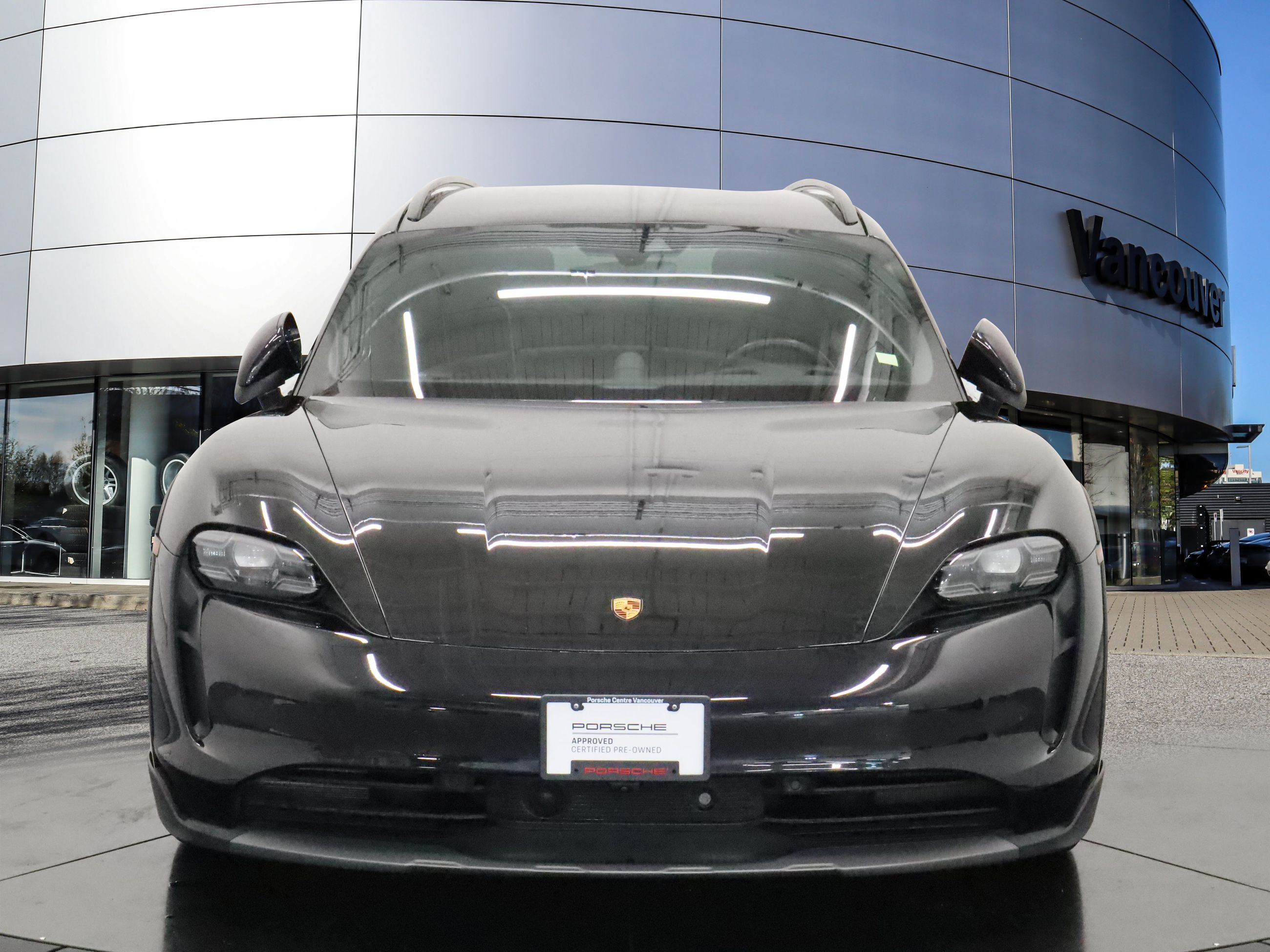 Porsche Taycan  2022 à Vancouver, Colombie-Britannique
