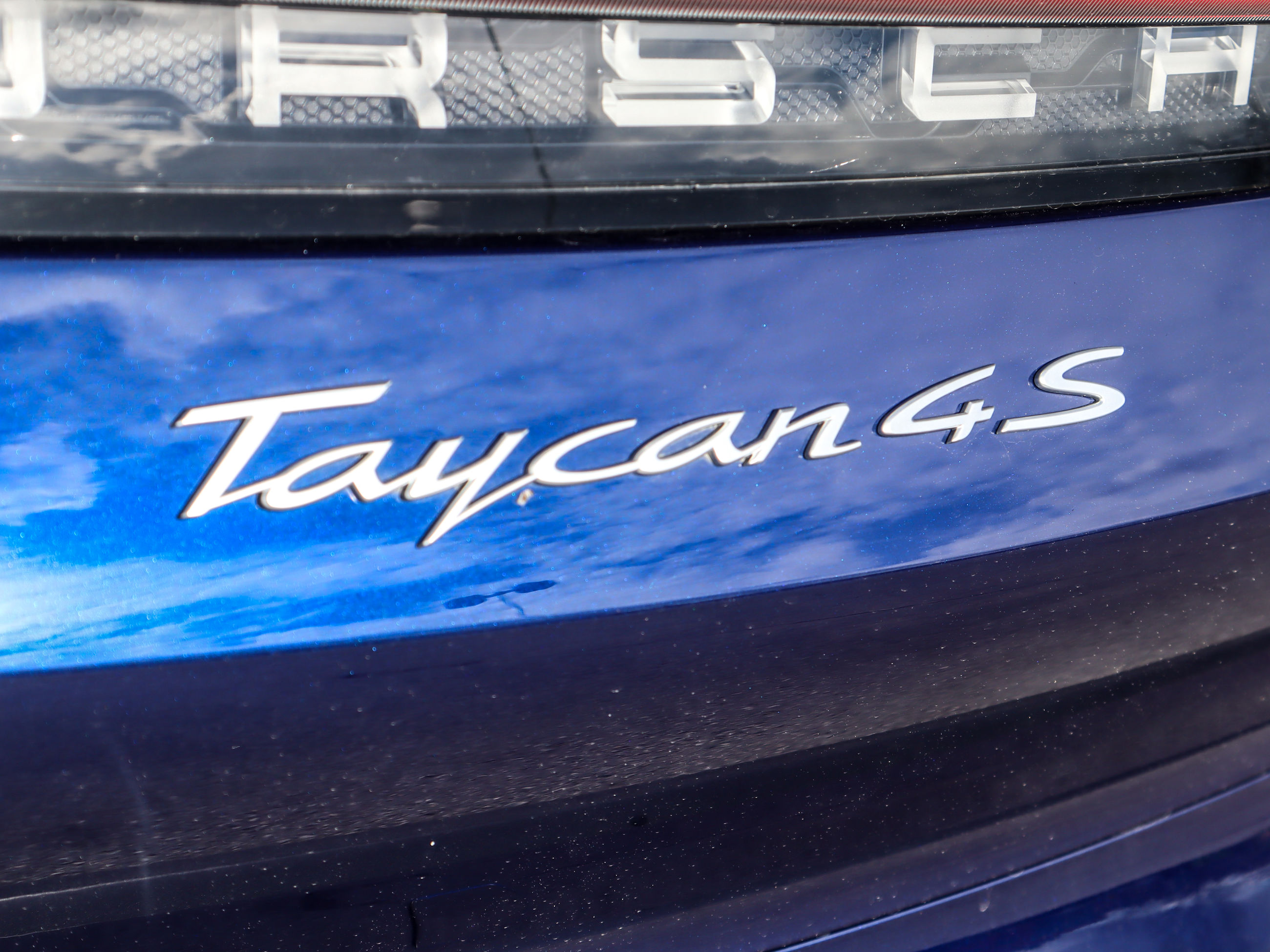 Porsche Taycan  2023 à Vancouver, Colombie-Britannique