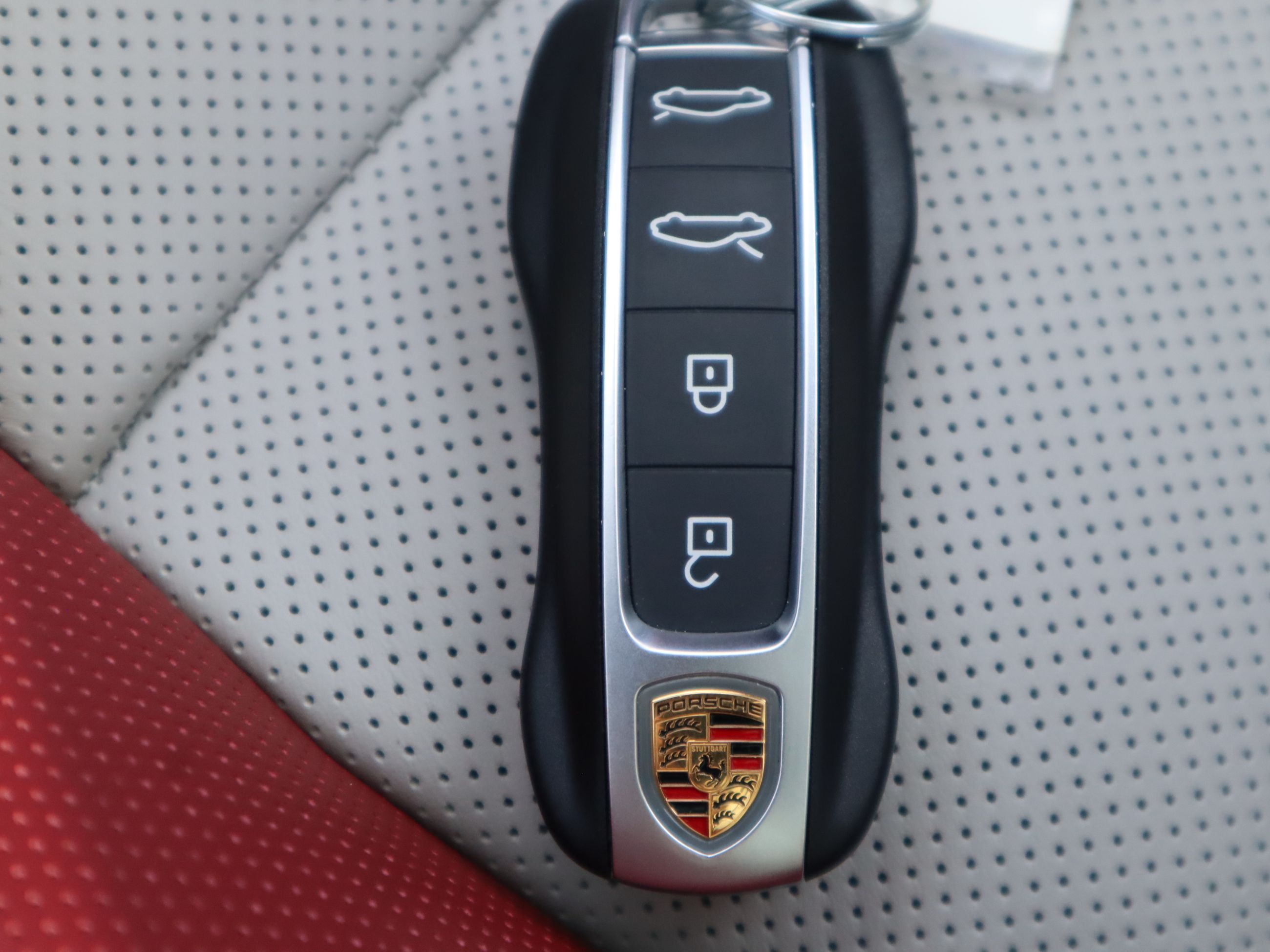 Porsche Taycan  2023 à Vancouver, Colombie-Britannique