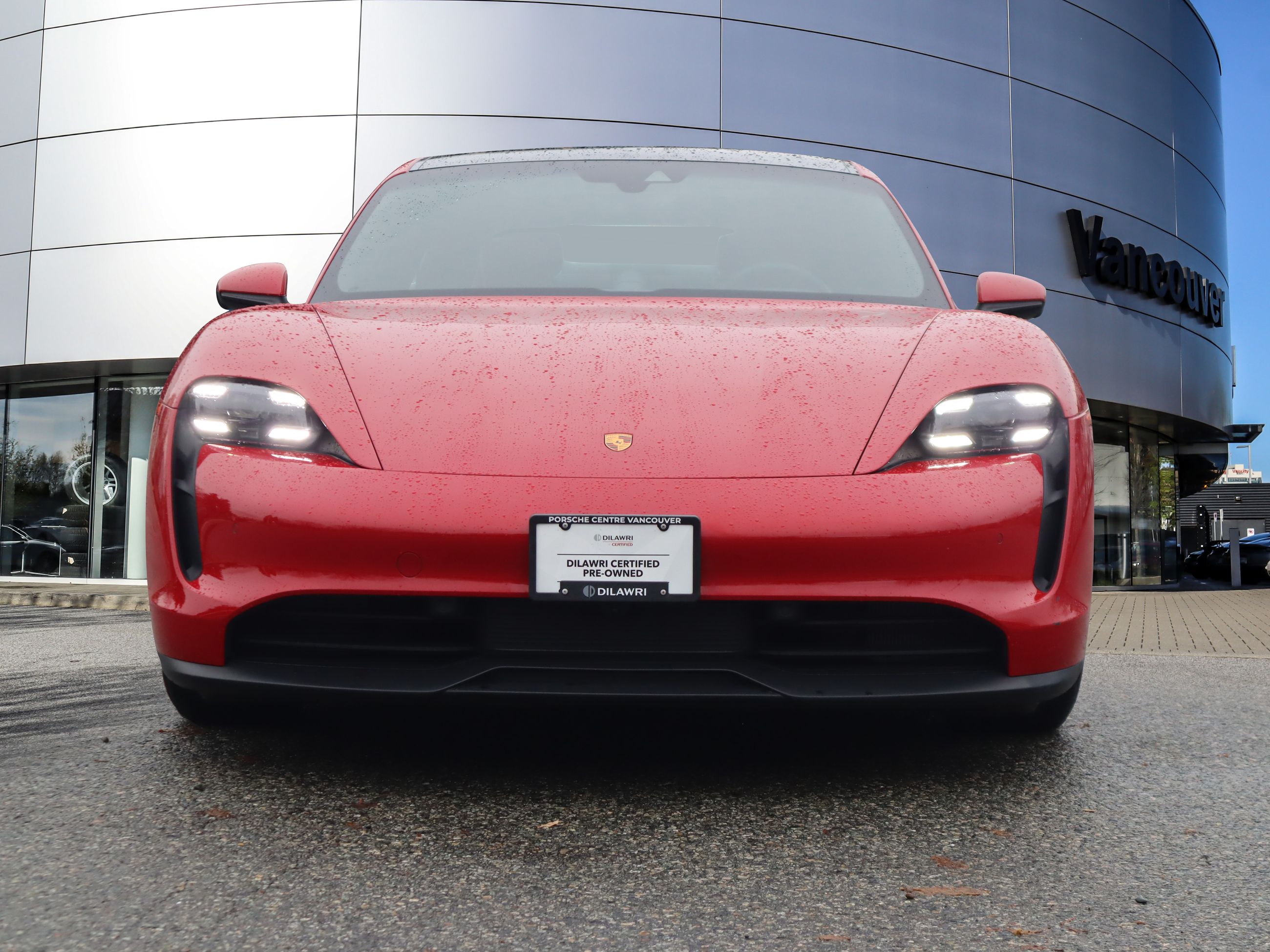 Porsche Taycan  2023 à Vancouver, Colombie-Britannique