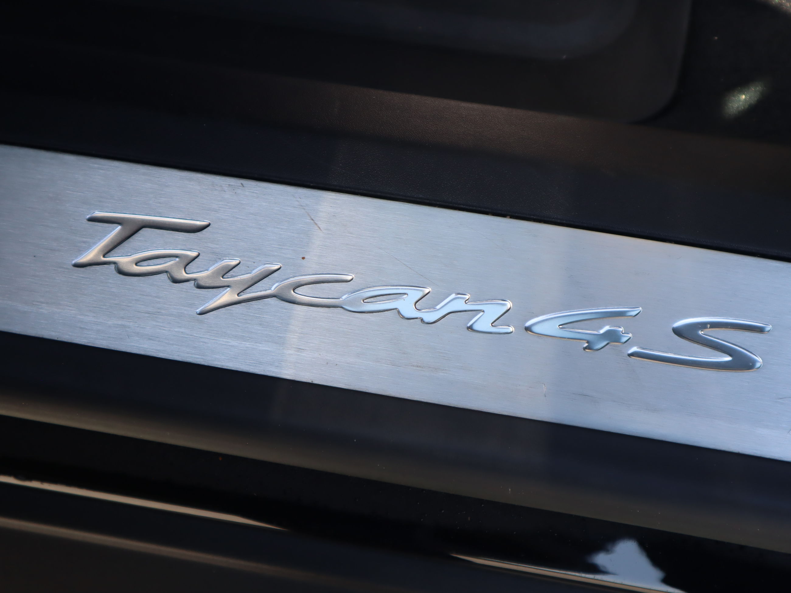 Porsche Taycan  2024 à Vancouver, Colombie-Britannique