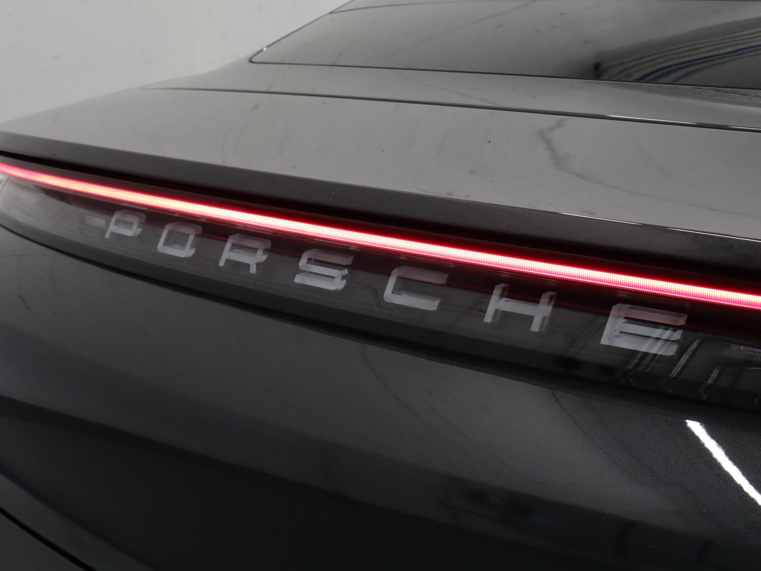 Porsche Taycan  2024 à Vancouver, Colombie-Britannique