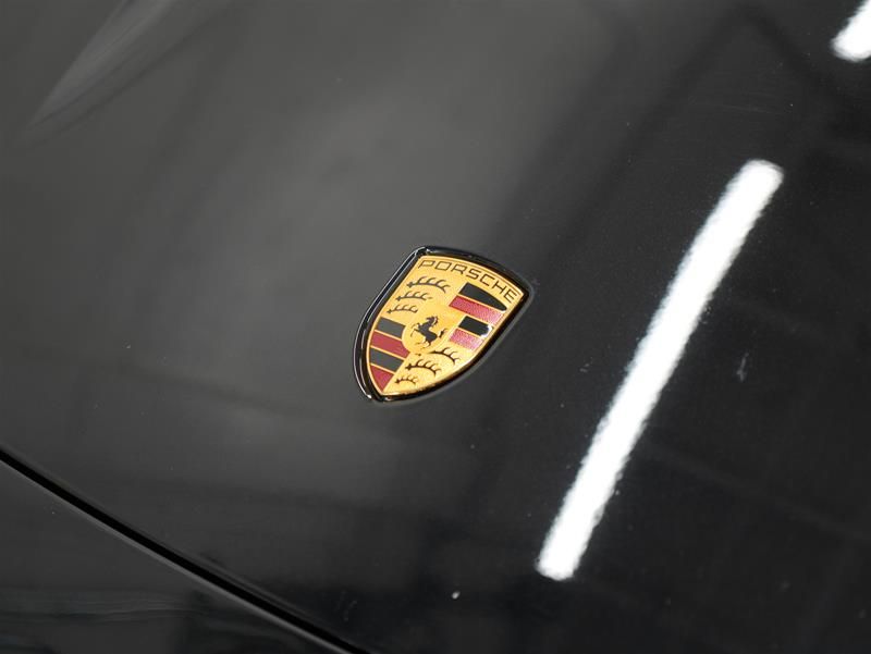 Porsche Taycan  2024 à Vancouver, Colombie-Britannique