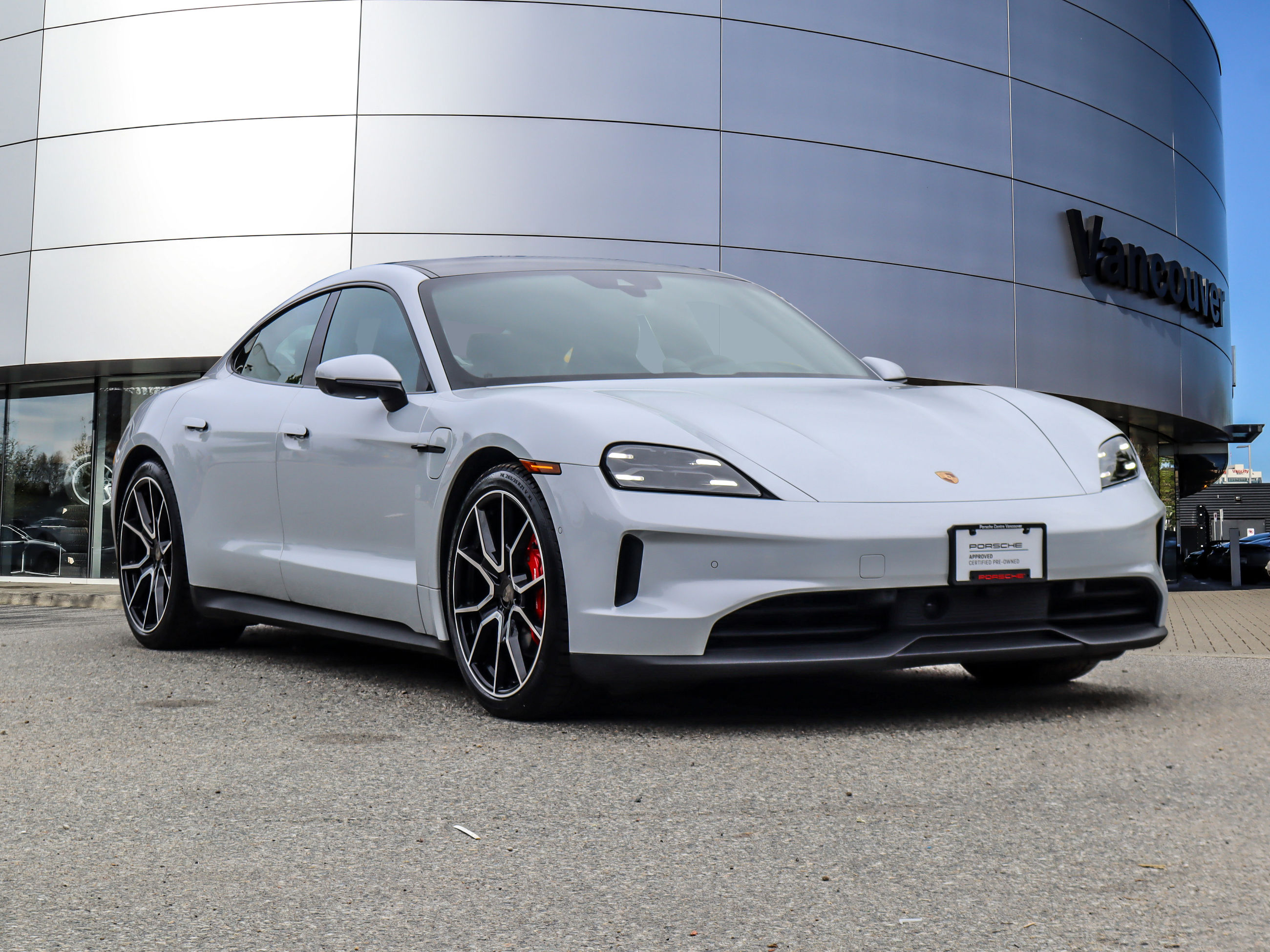 Porsche Taycan  2025 à Vancouver, Colombie-Britannique