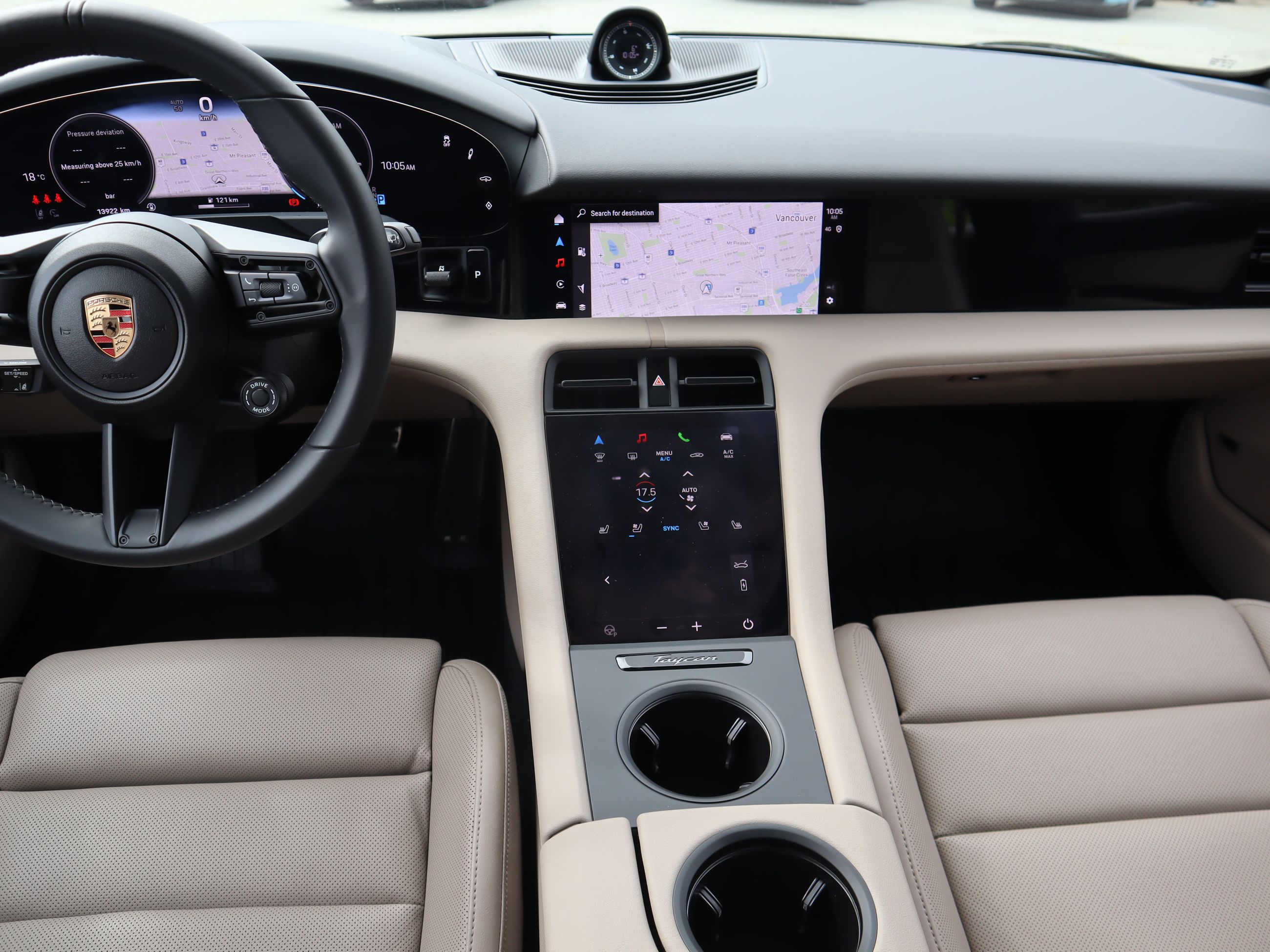 Porsche Taycan  2025 à Vancouver, Colombie-Britannique