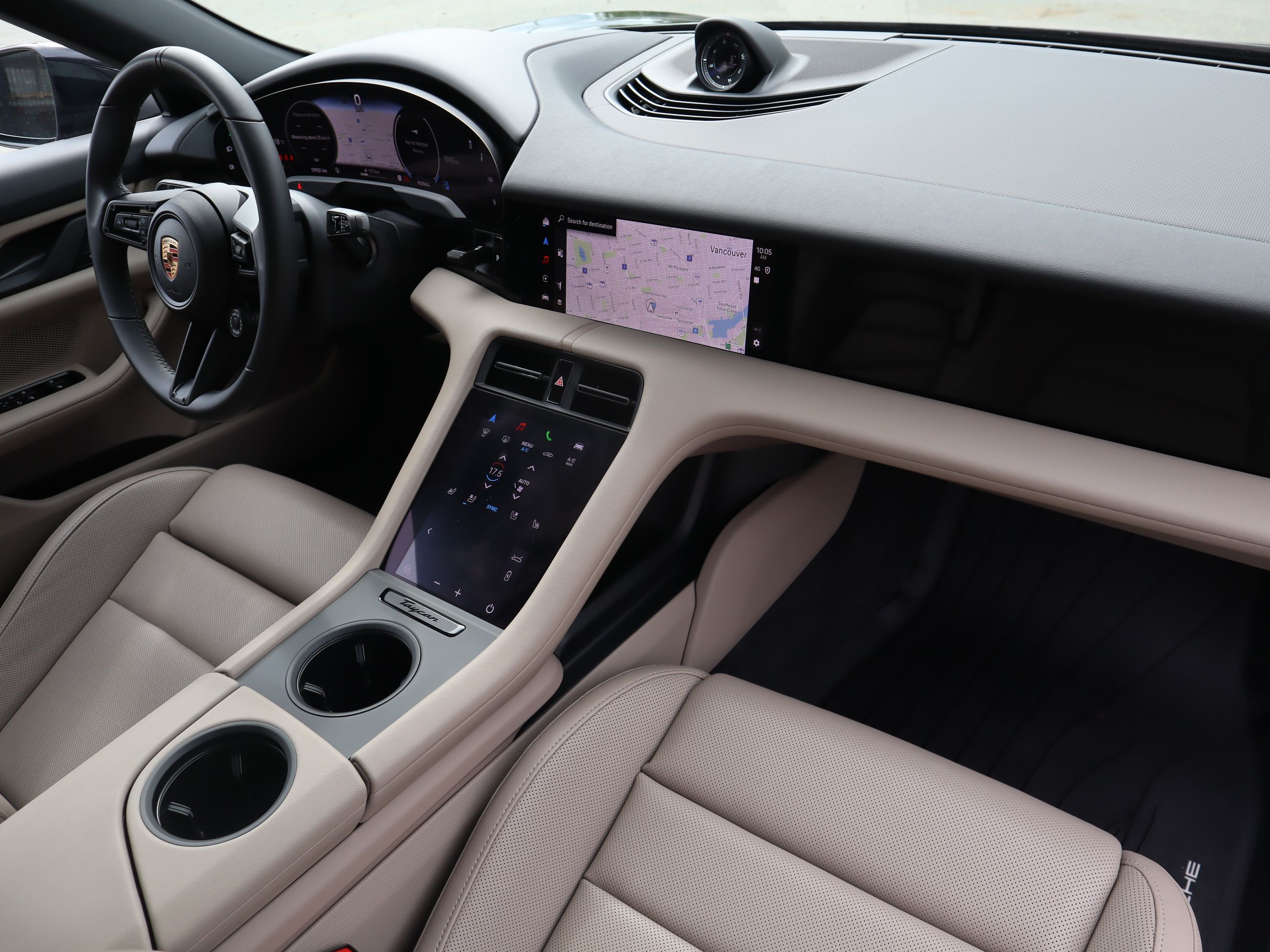 Porsche Taycan  2025 à Vancouver, Colombie-Britannique