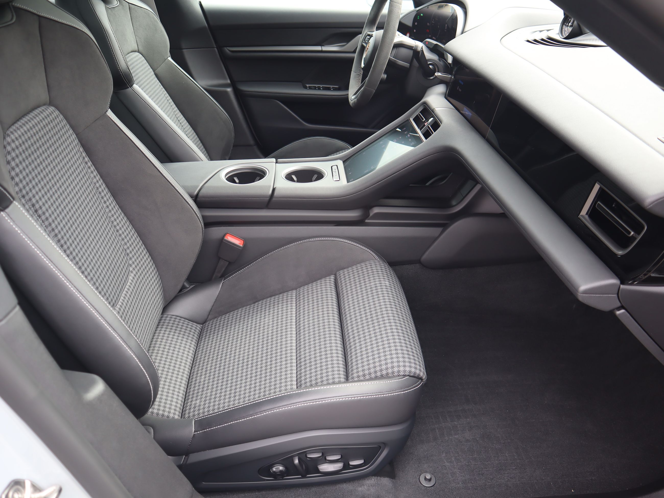 2025 Porsche Taycan in Vancouver, British Columbia
