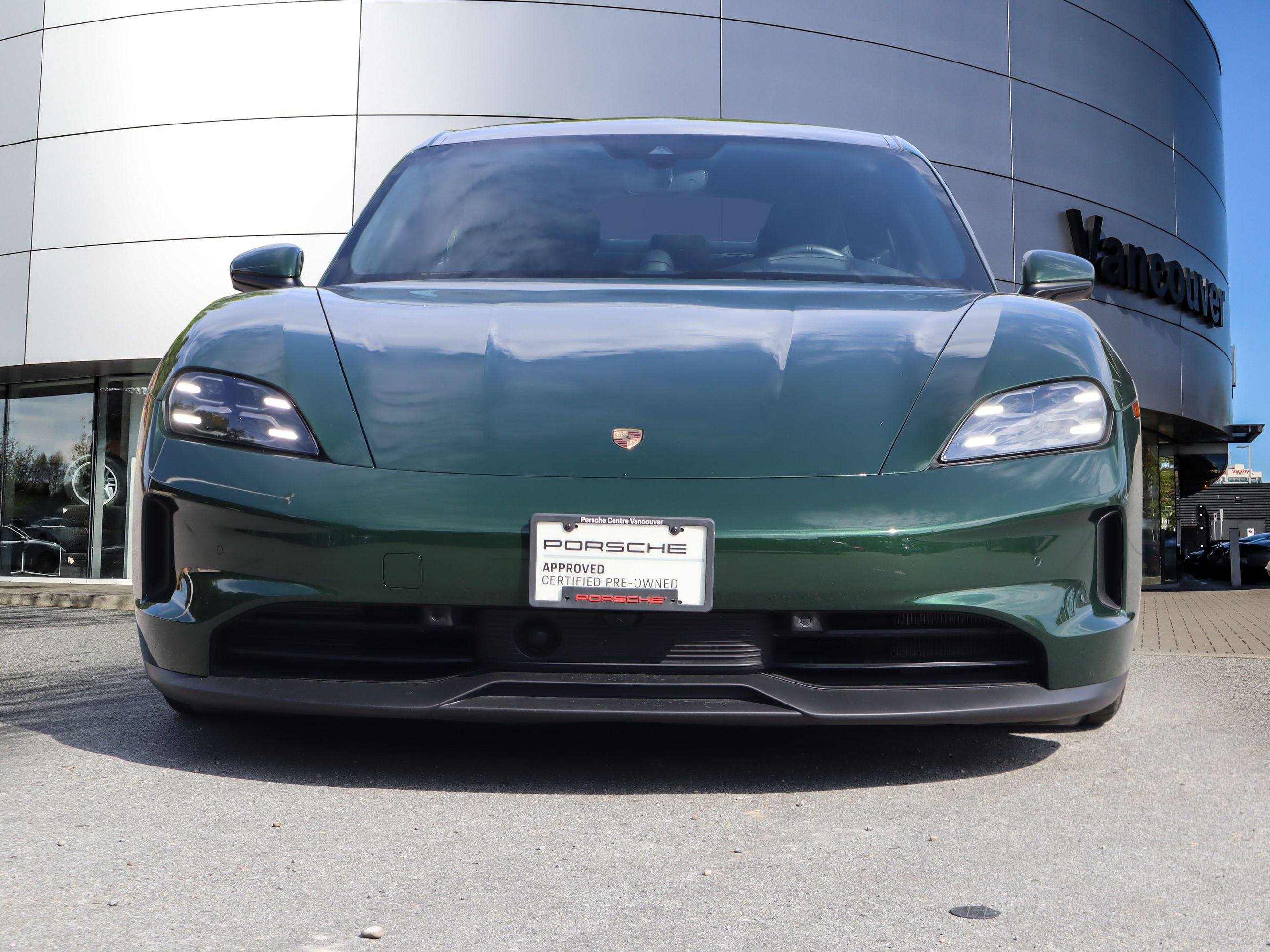 Porsche Taycan  2025 à Vancouver, Colombie-Britannique