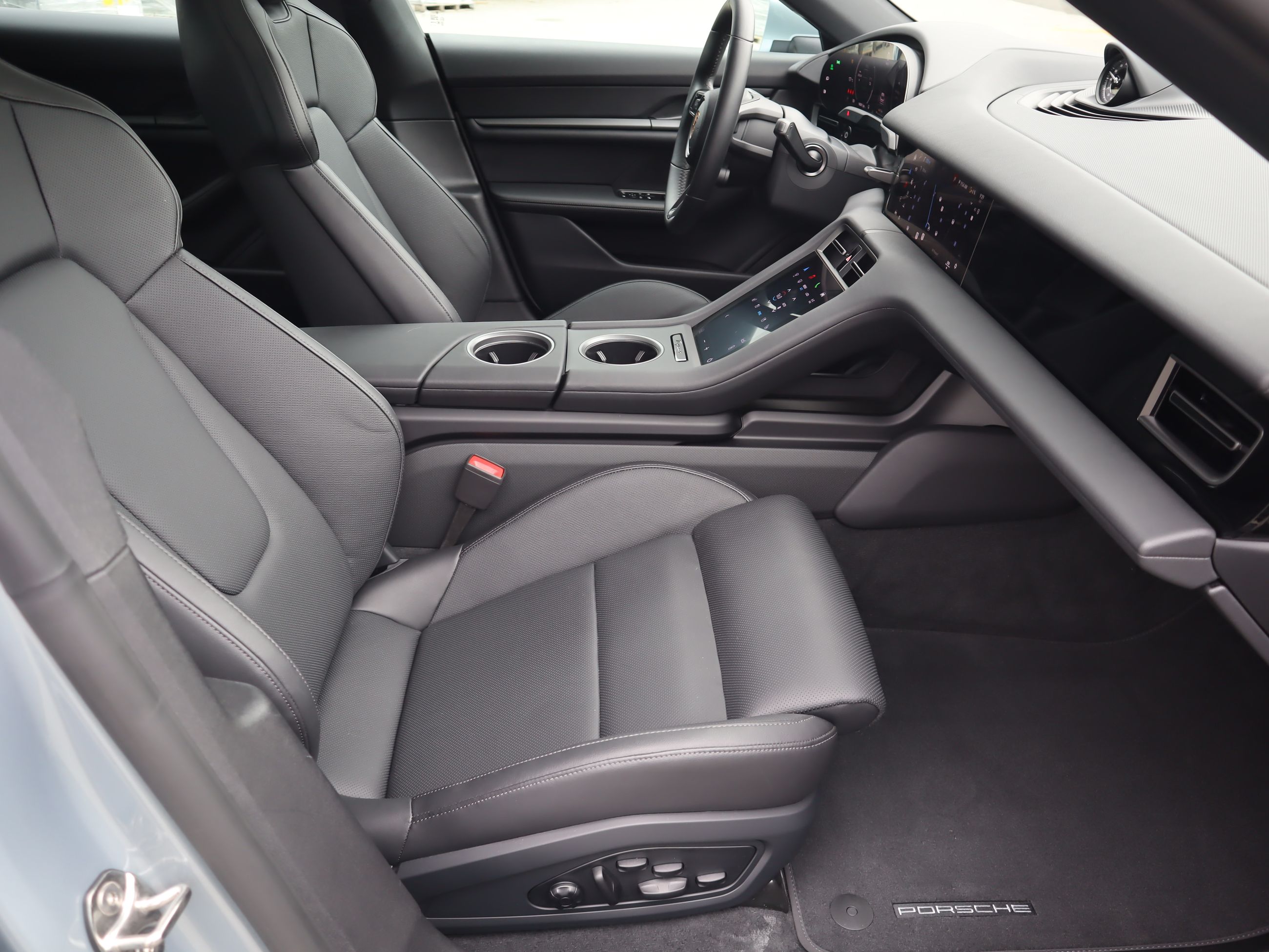 2025 Porsche Taycan in Vancouver, British Columbia