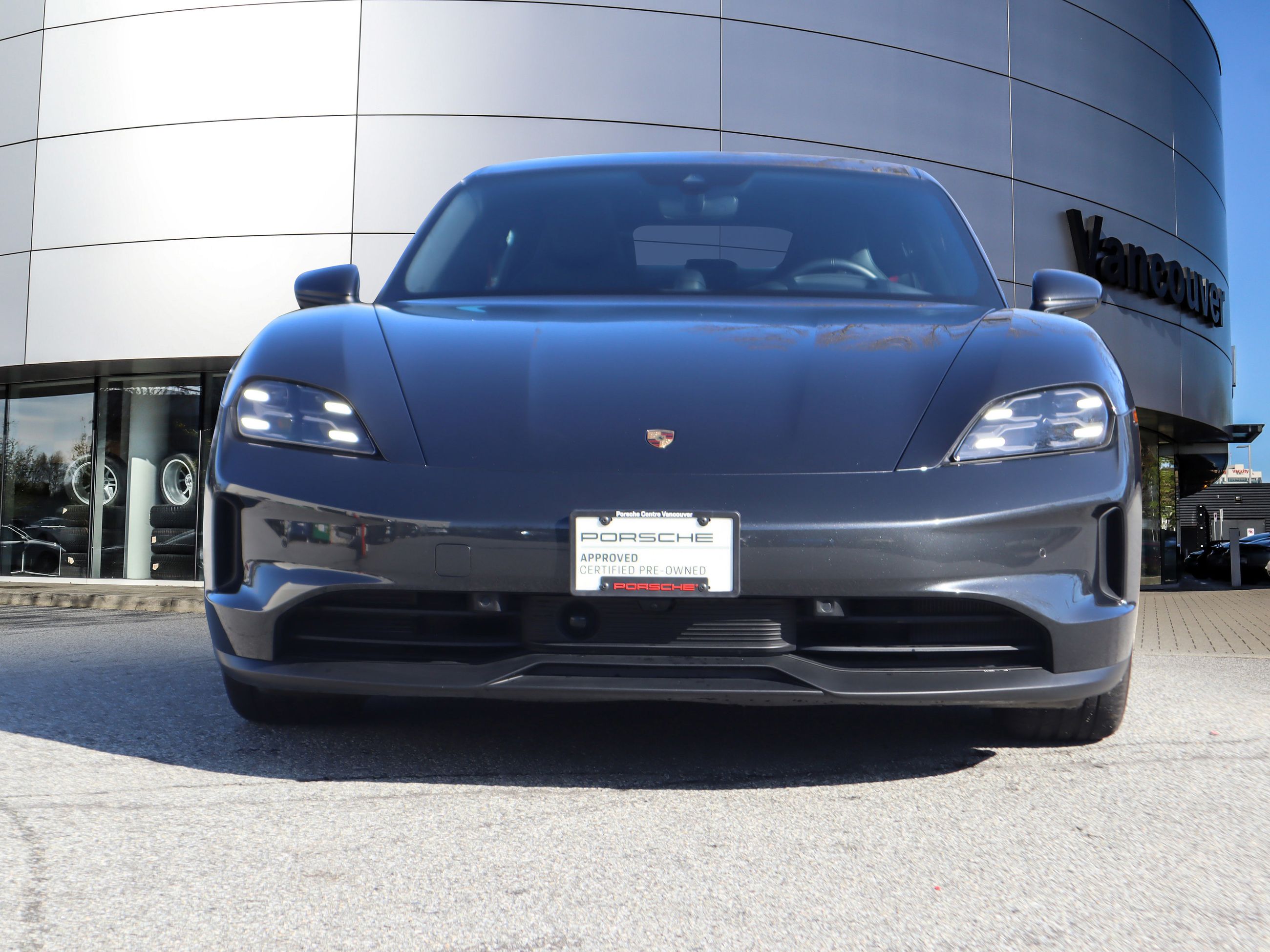 Porsche Taycan  2025 à Vancouver, Colombie-Britannique