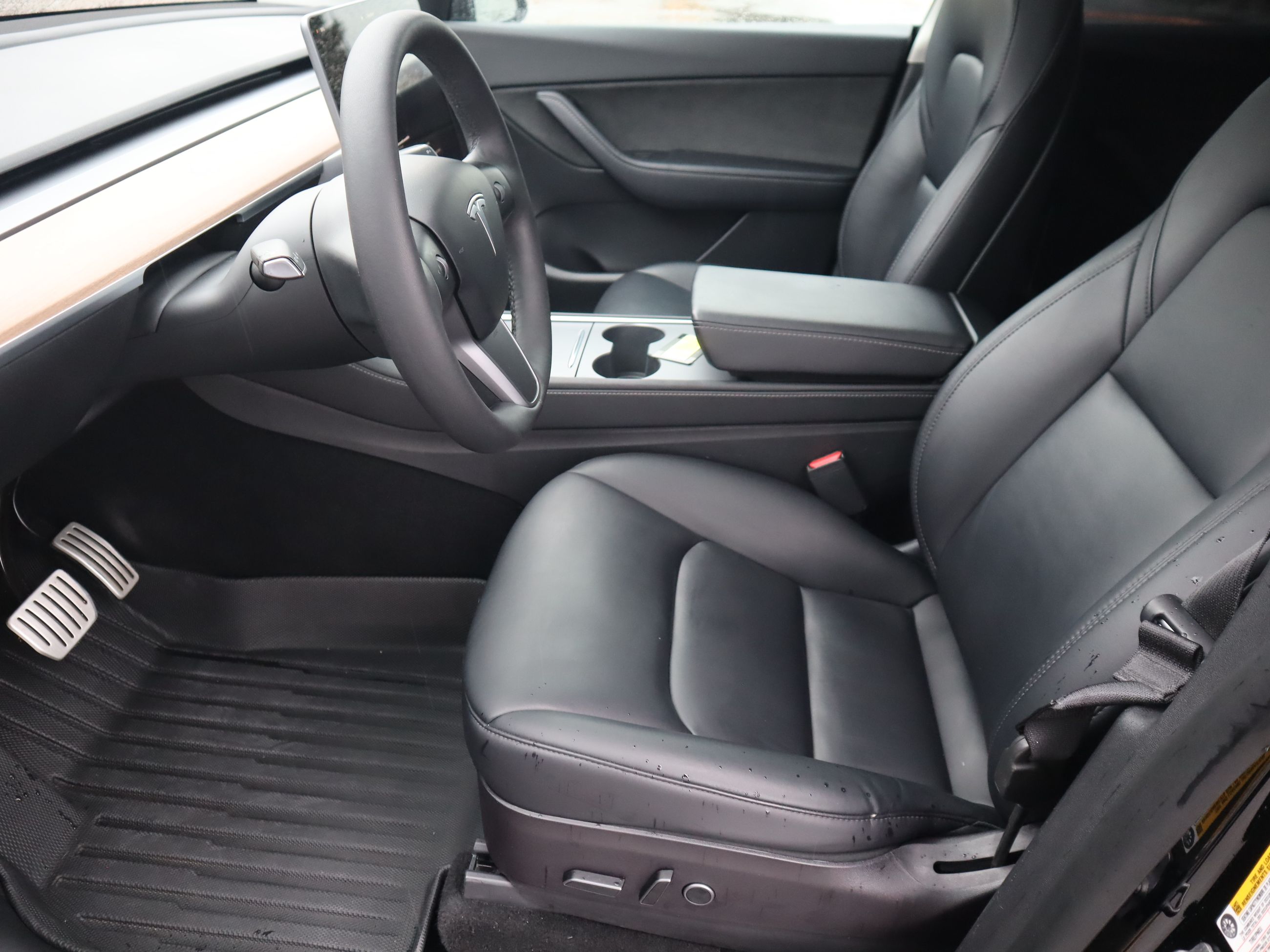 2022 Tesla Model Y in Vancouver, British Columbia