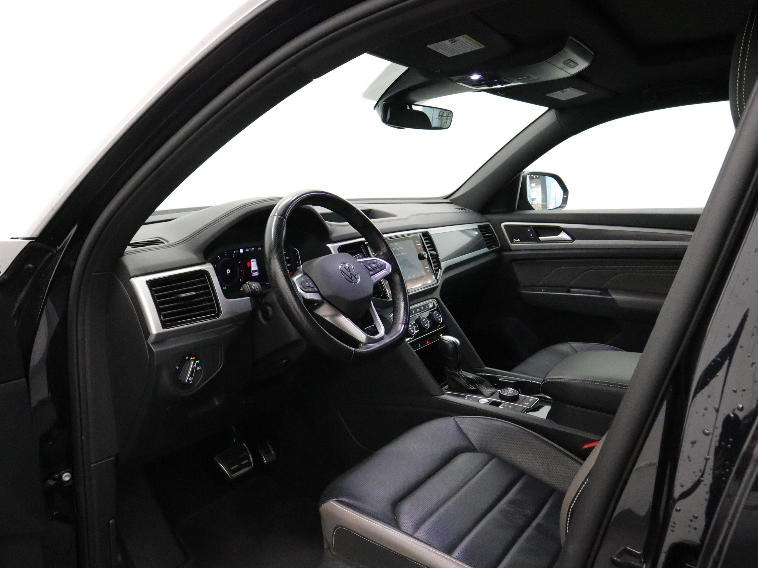 2022 Volkswagen Atlas Cross Sport in Vancouver, British Columbia
