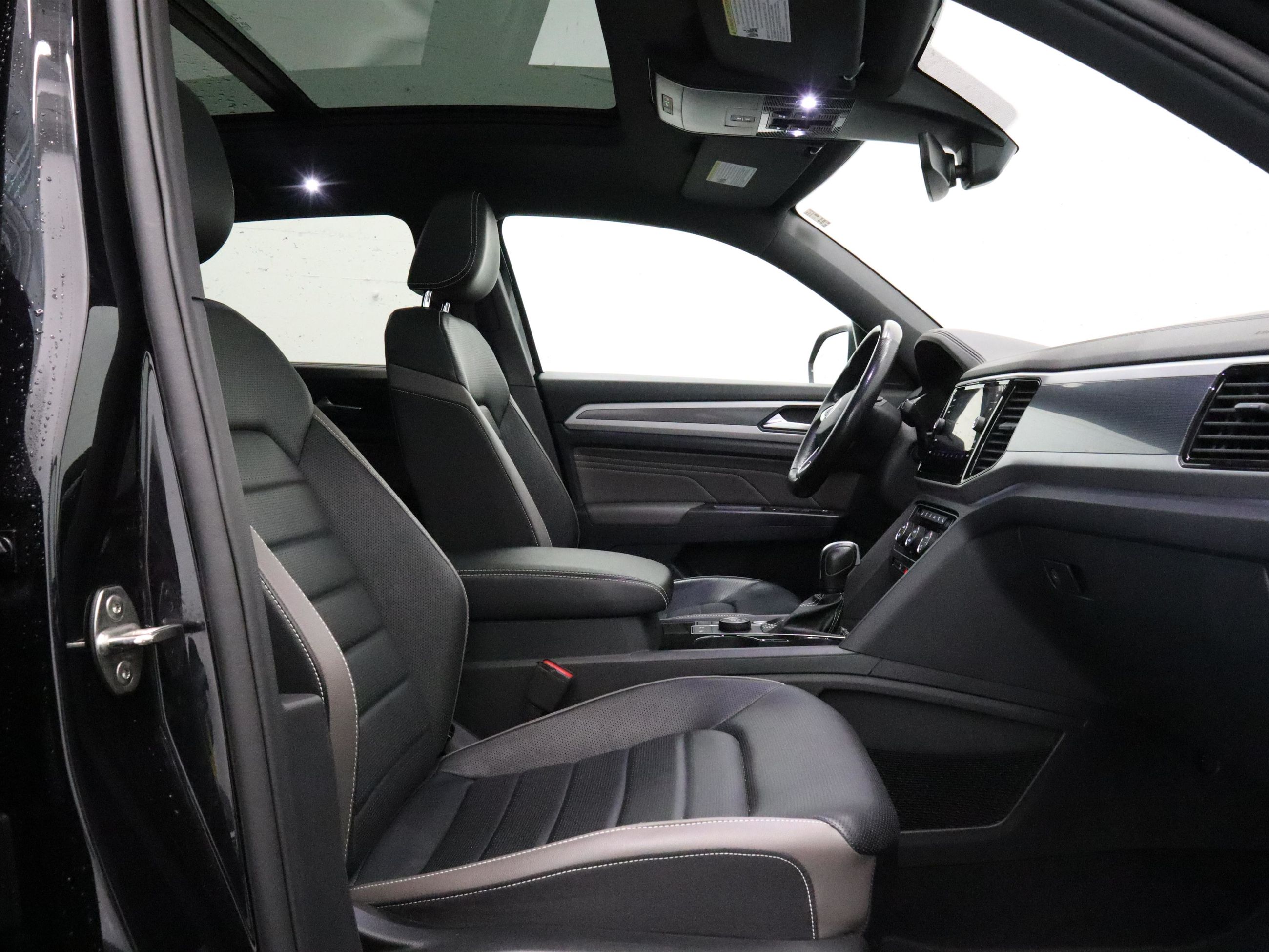 2022 Volkswagen Atlas Cross Sport in Vancouver, British Columbia