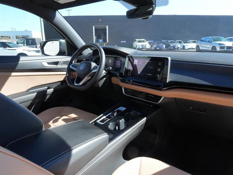 Volkswagen Atlas Cross Sport  2024 à Vancouver, Colombie-Britannique