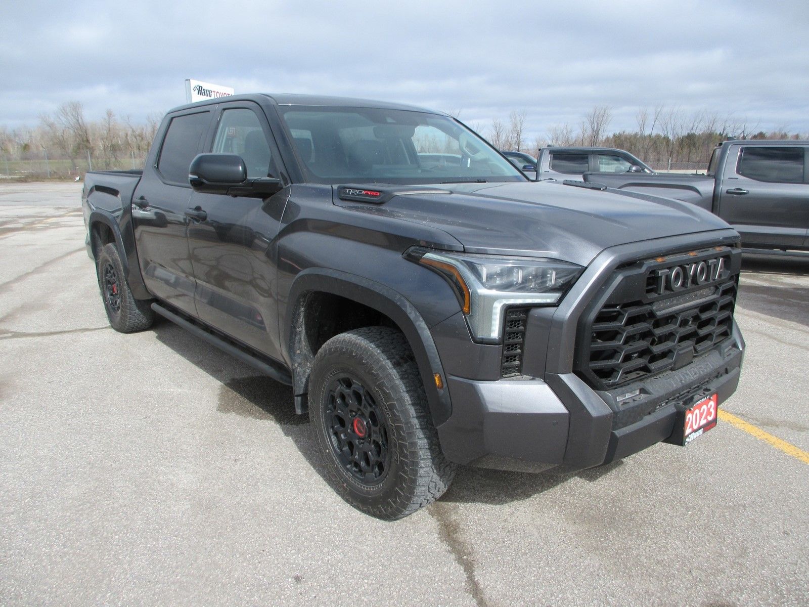 Photo 2023 Toyota Tundra Limited CrewMax #8