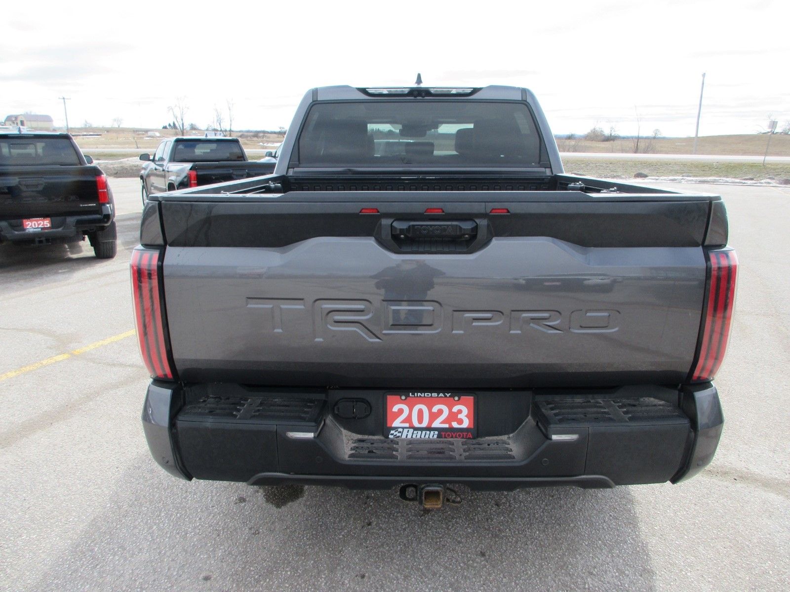 Photo 2023 Toyota Tundra Limited CrewMax #4