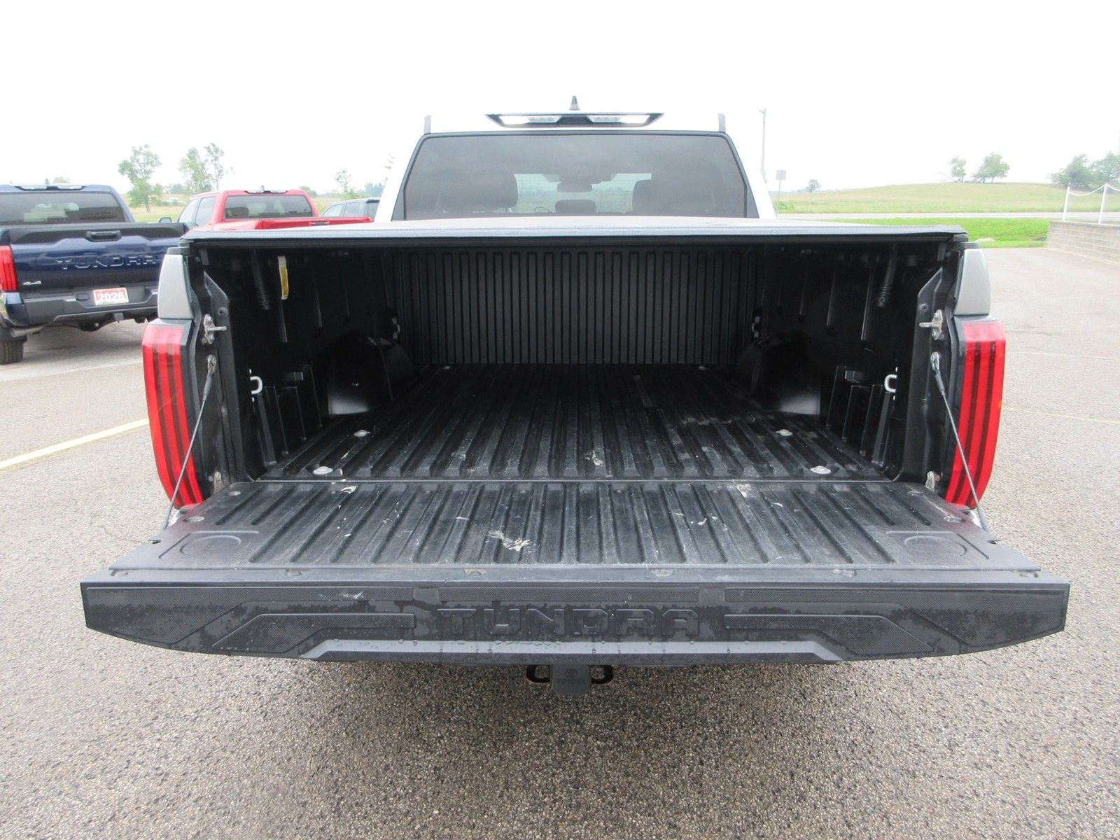 Photo 2023 Toyota Tundra SR5 Crew Max #5