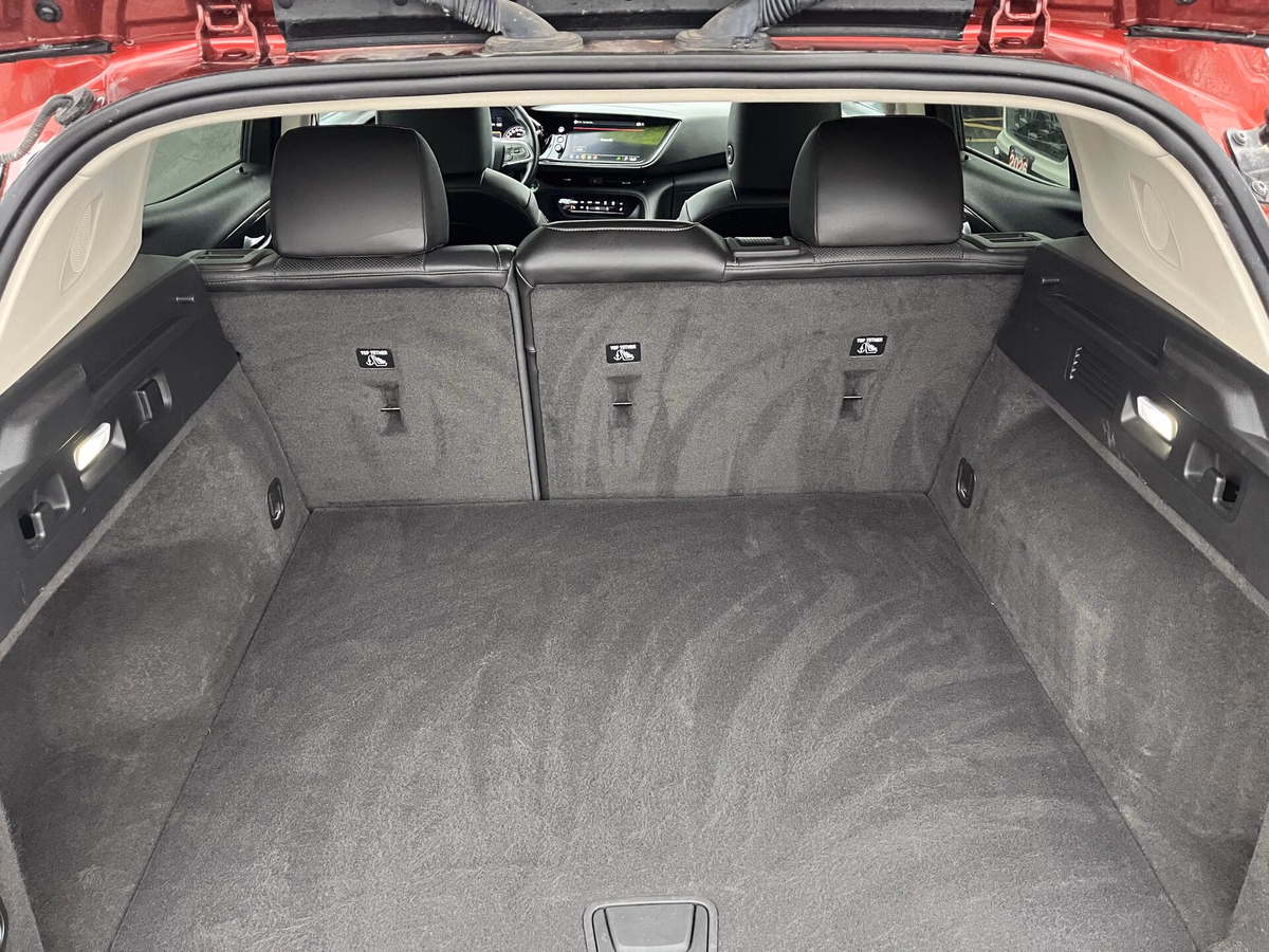 Photo 2023 Buick Envision Essence #6