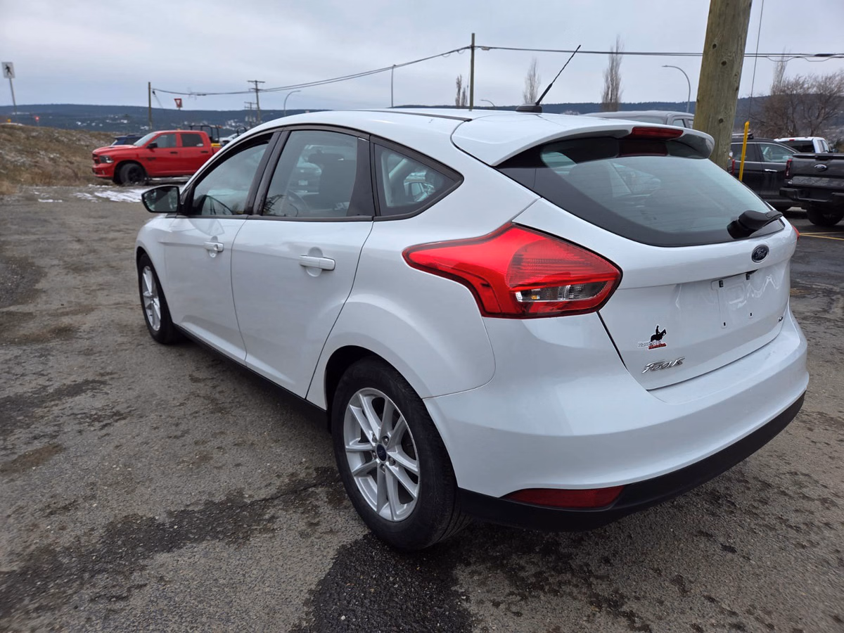 Photo 2018 Ford Focus SE #7