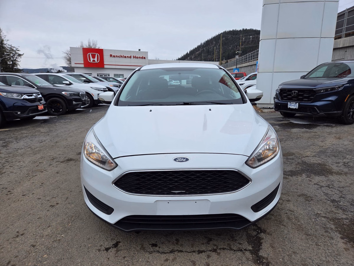 Photo 2018 Ford Focus SE #2