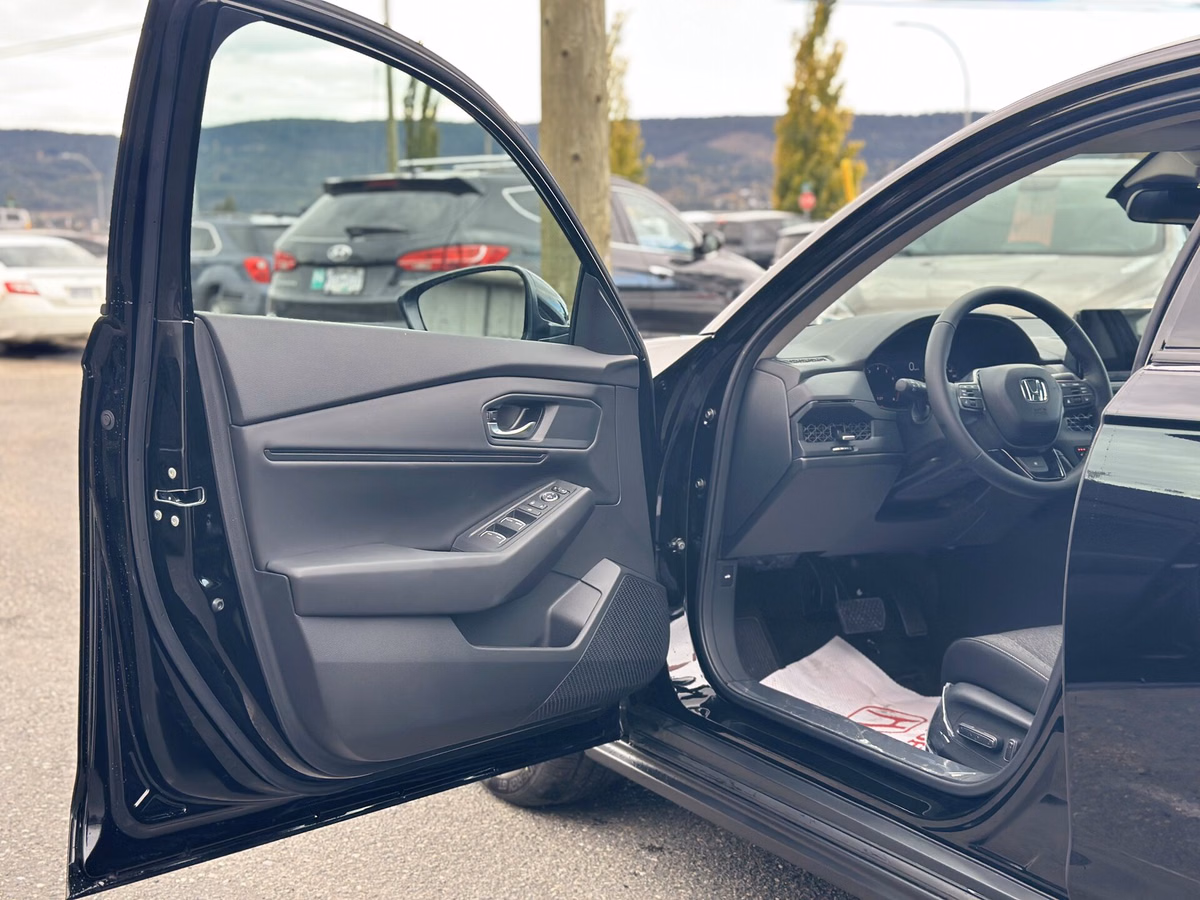 Photo 2025 Honda Accord Sedan SE #8