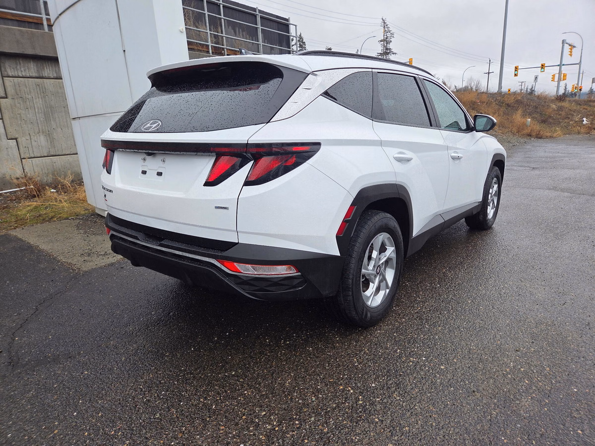 Photo 2022 Hyundai Tucson Preferred #4