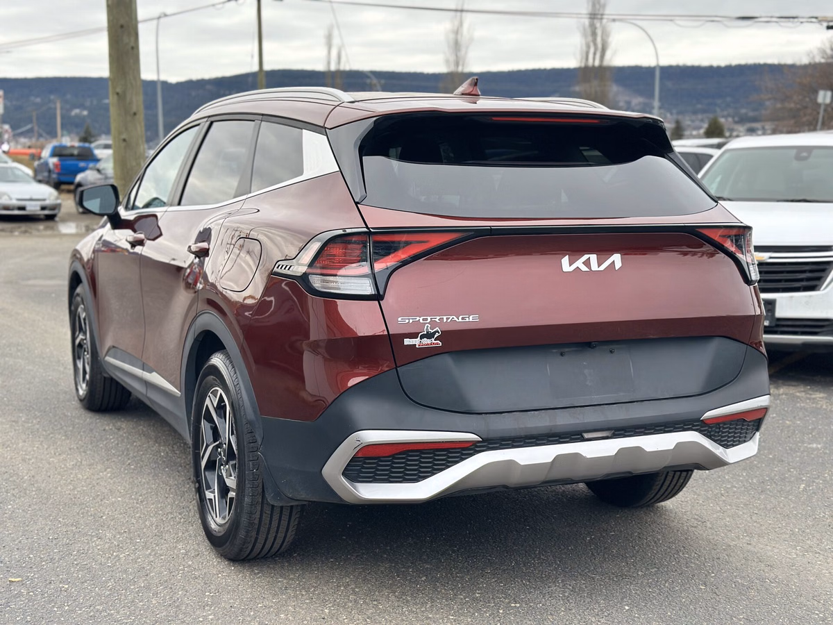 Photo 2023 Kia Sportage LX #7