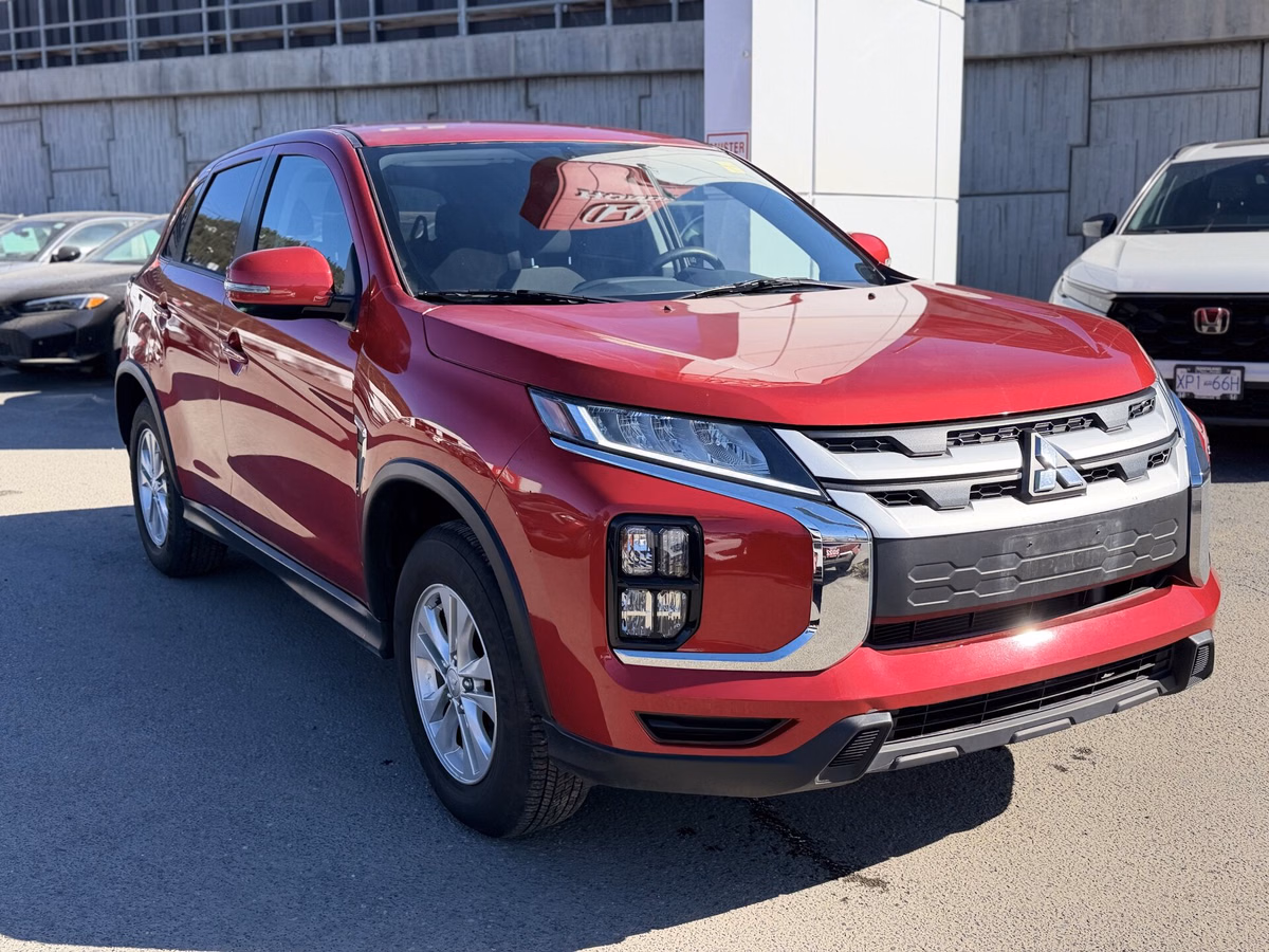 Photo 2022 Mitsubishi RVR SE #3