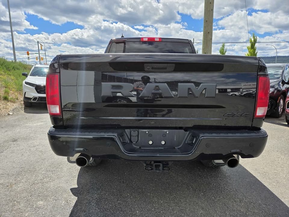 Photo 2022 Ram 1500 Classic Express #8