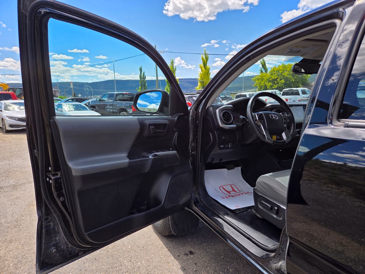 Photo 2020 Toyota Tacoma BASE #7