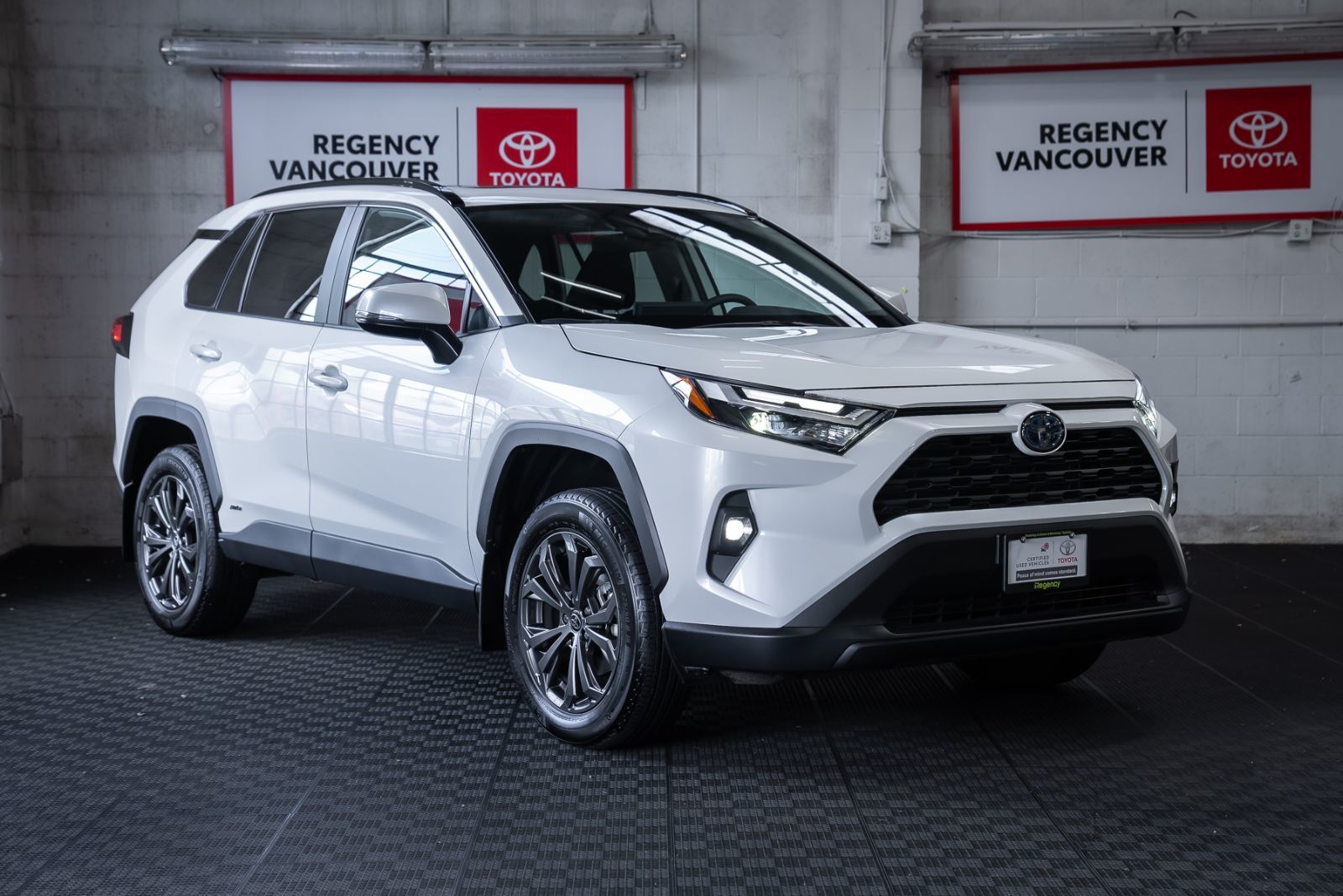 Regency Toyota Vancouver | 2023 Toyota RAV4 Hybrid XLE PREMIUM | #TP6991