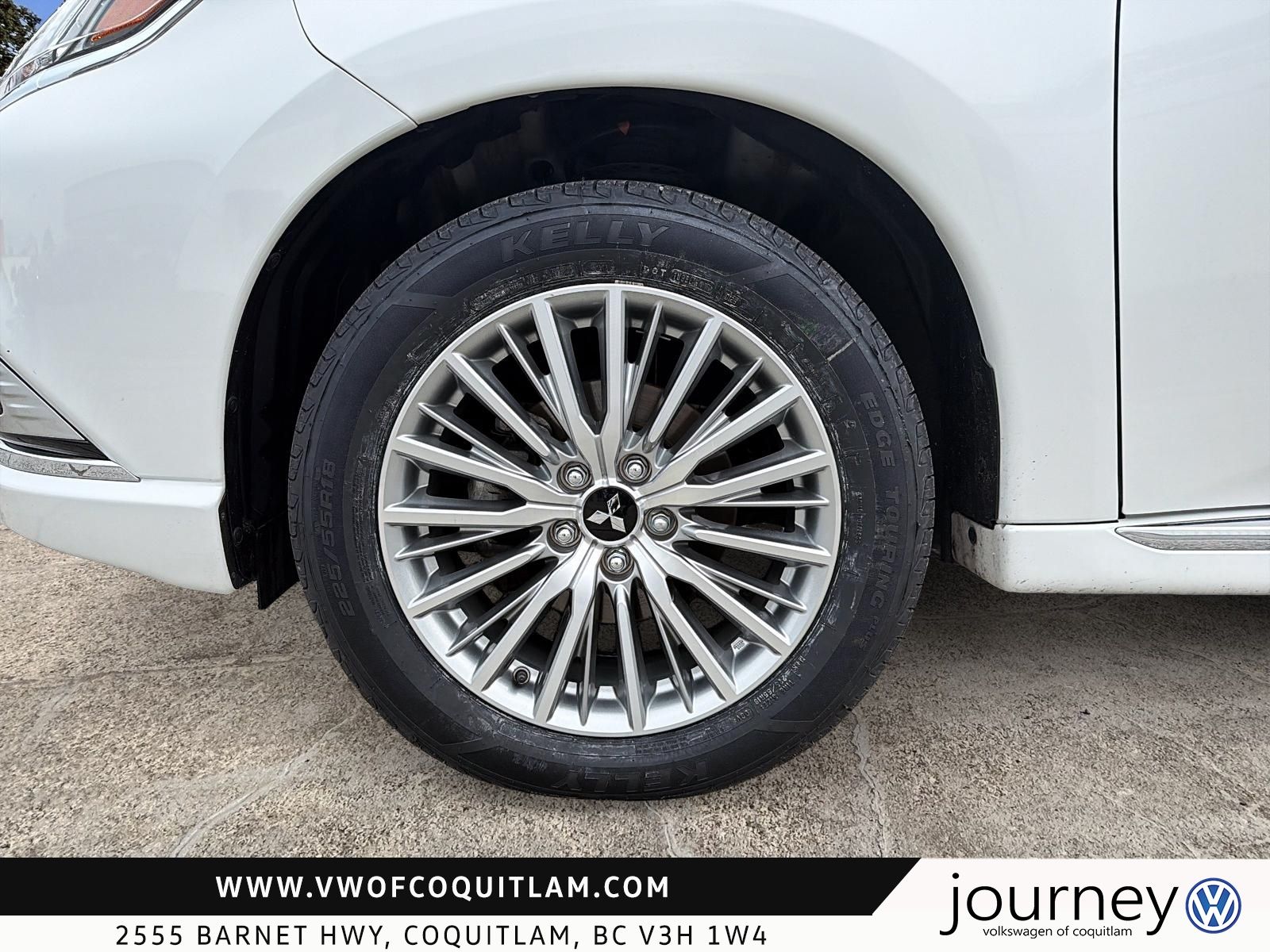 Photo 2020 Mitsubishi Outlander PHEV SEL S-AWC #7