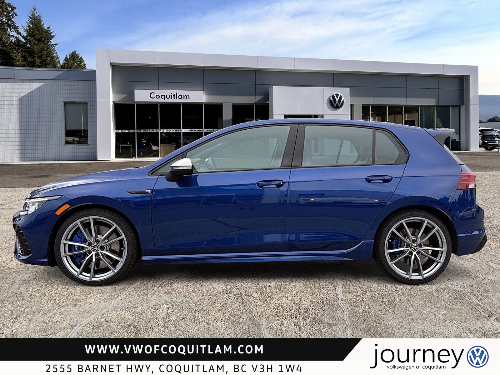 Photo 2024 Volkswagen Golf R 2.0T 7Sp at DSG w/Tip #5