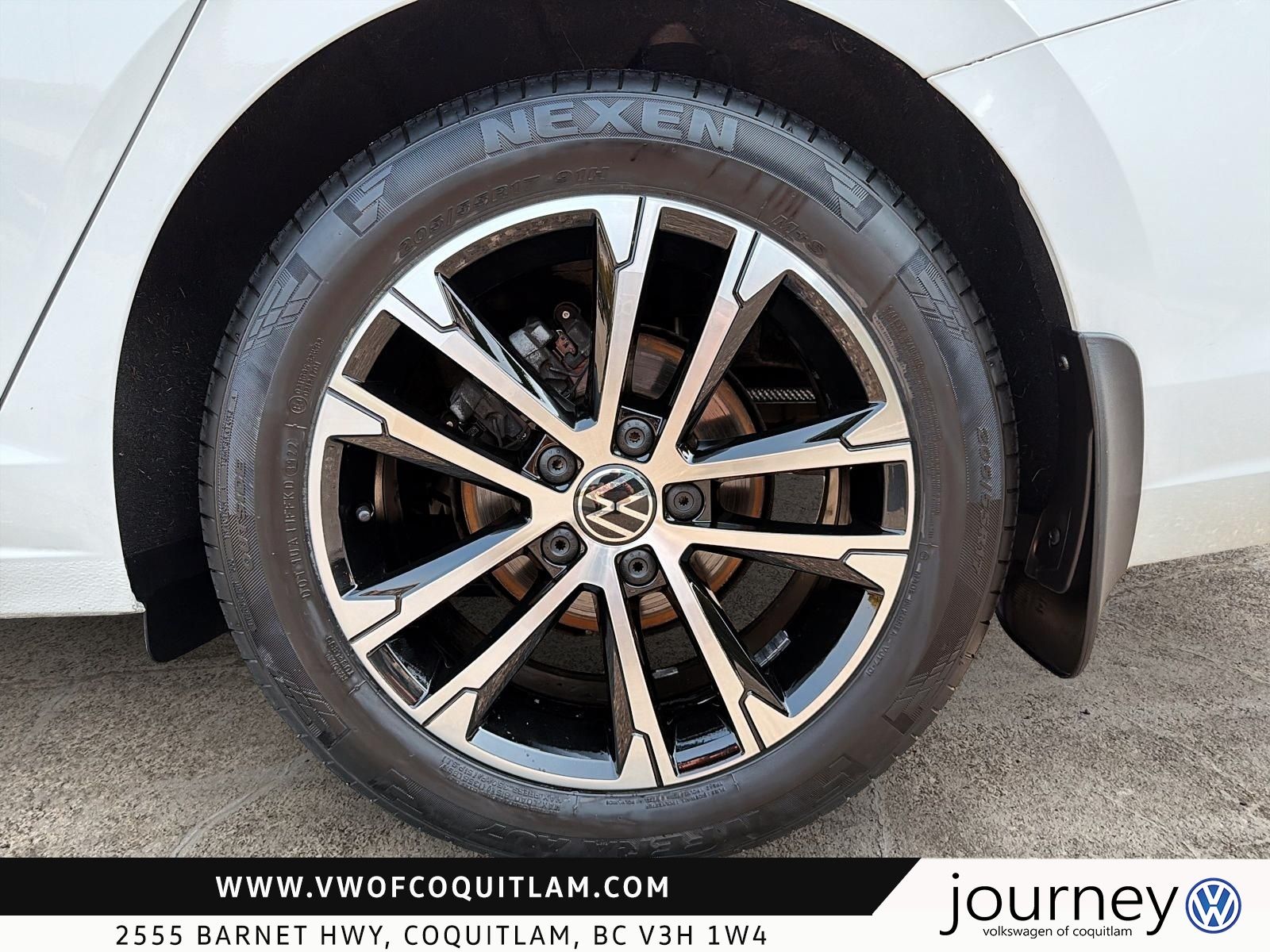 Photo 2023 Volkswagen Jetta Comfortline 1.5 T 8Sp at w/Tip #7