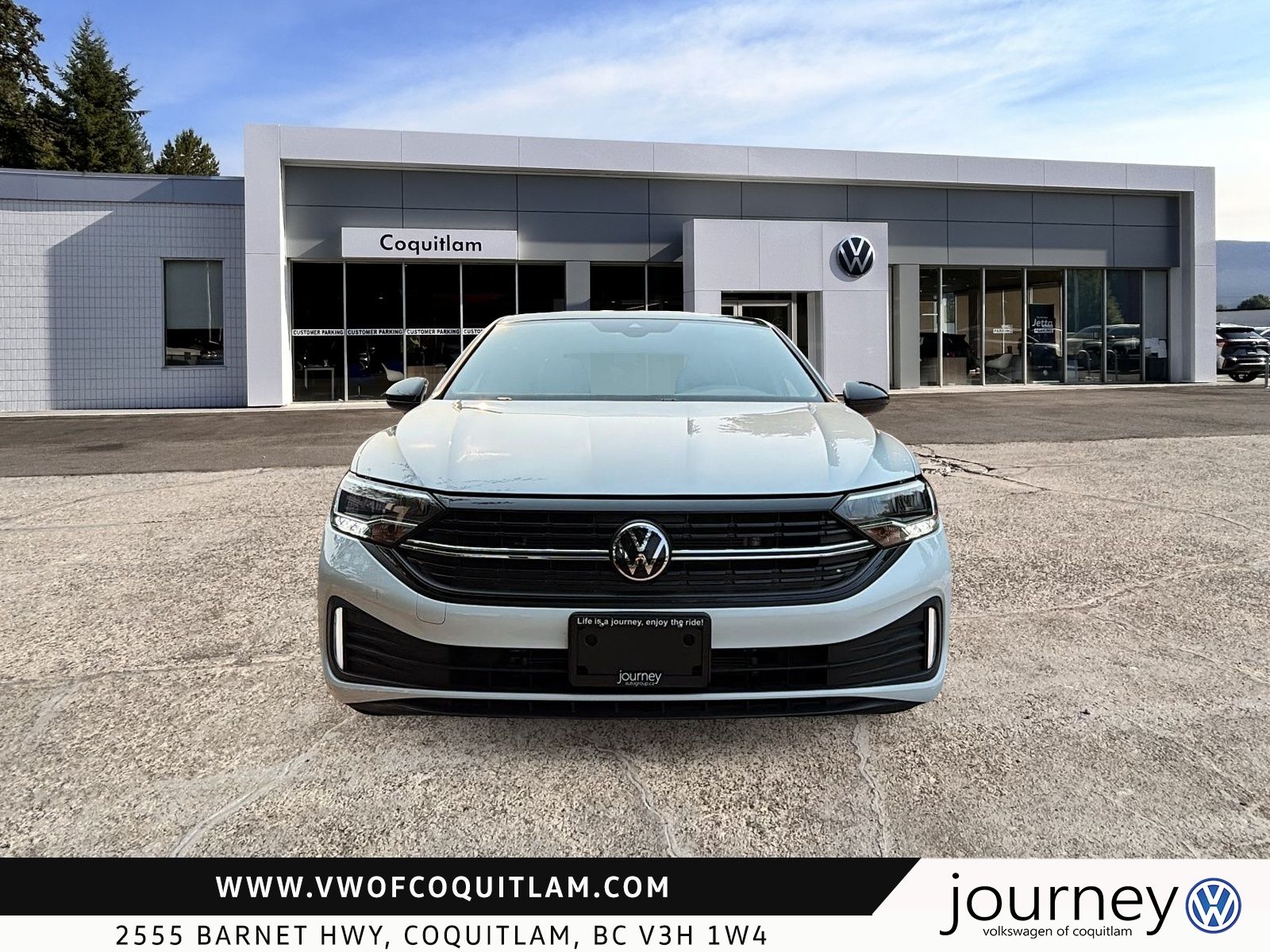 Photo 2023 Volkswagen Jetta Comfortline 1.5 T 8Sp at w/Tip #2