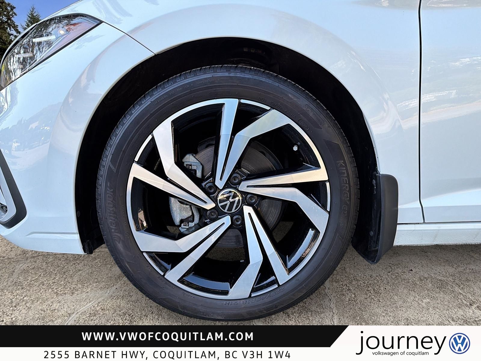 Photo 2025 Volkswagen Jetta Highline Auto #7
