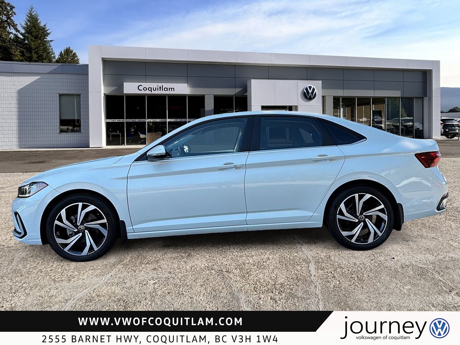Photo 2025 Volkswagen Jetta Highline Auto #5