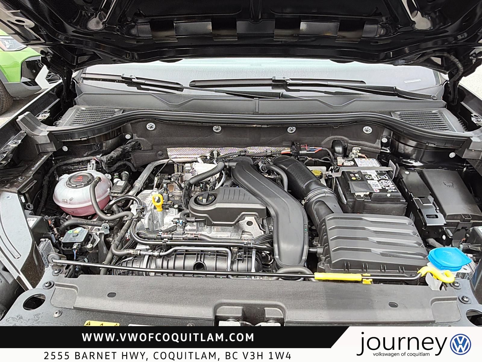 Photo 2025 Volkswagen Taos Trendline 4MOTION #8