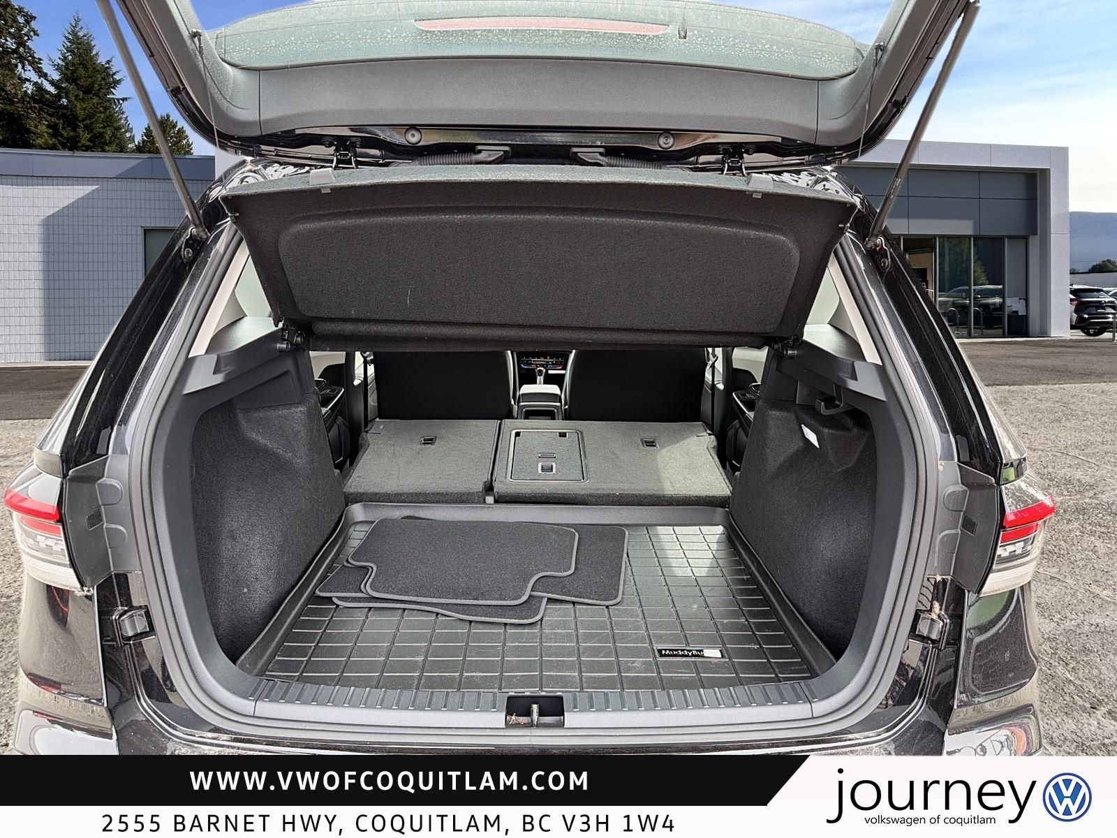 Photo 2025 Volkswagen Taos Trendline 4MOTION #6